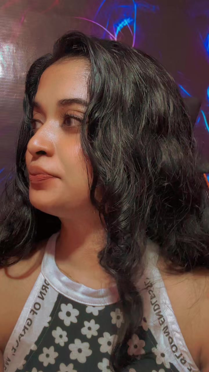 @චූටී 𝐠𝐢𝐫𝐥⇝💋🧚♀️