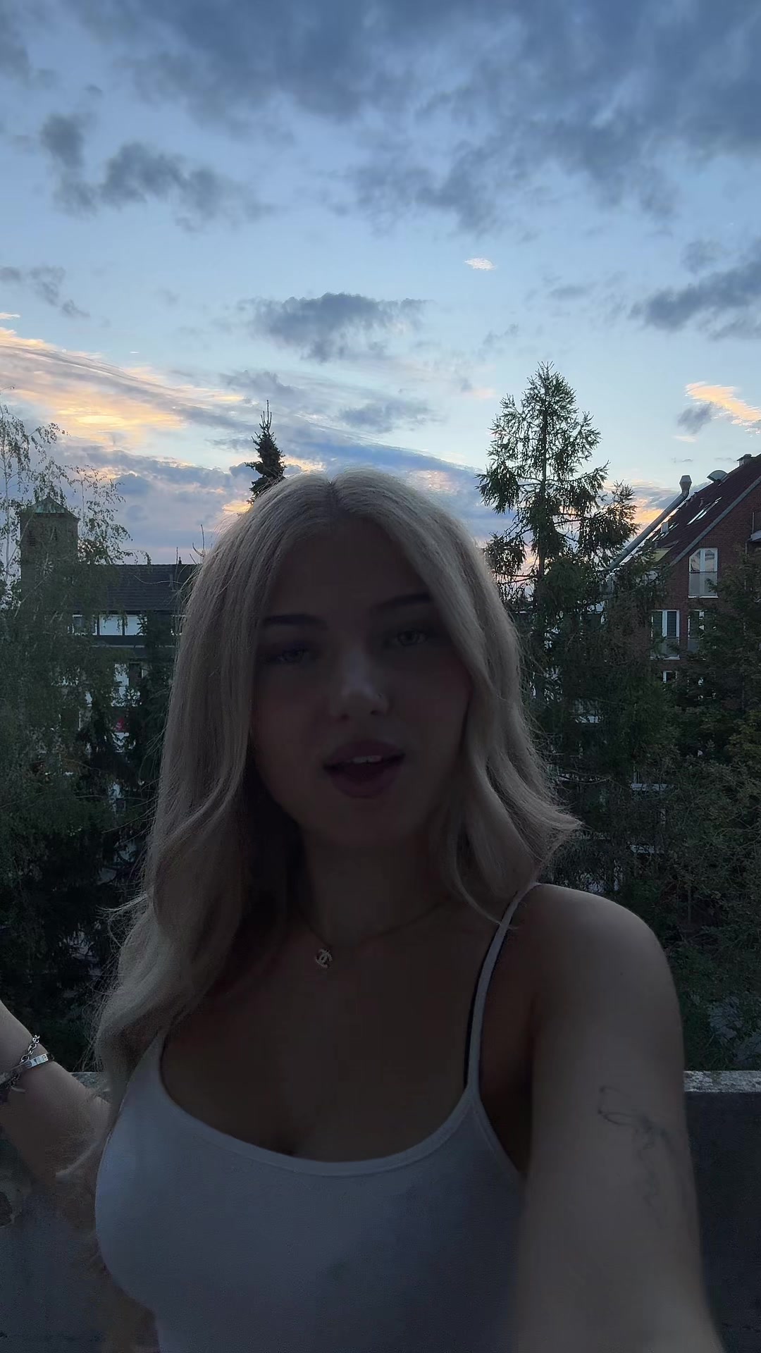 @lauramarie