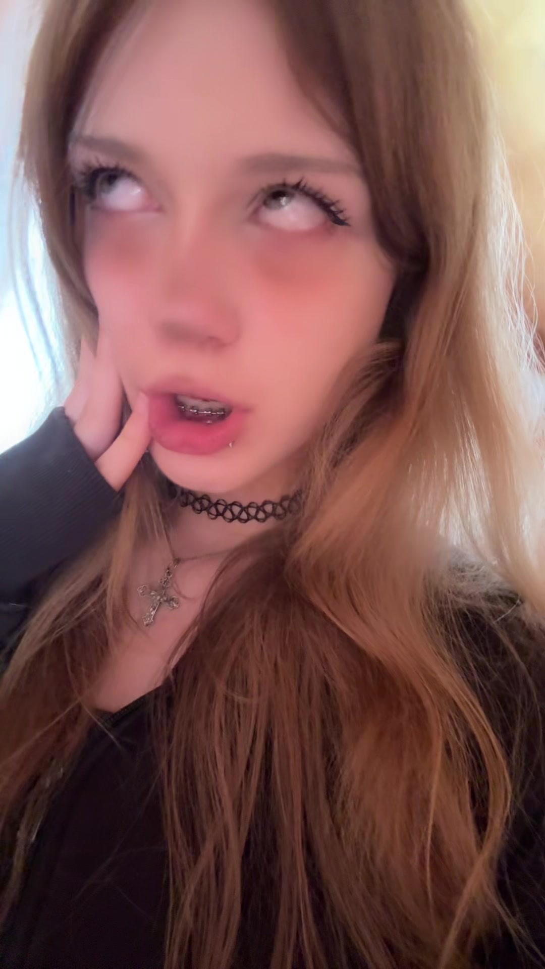 @:33