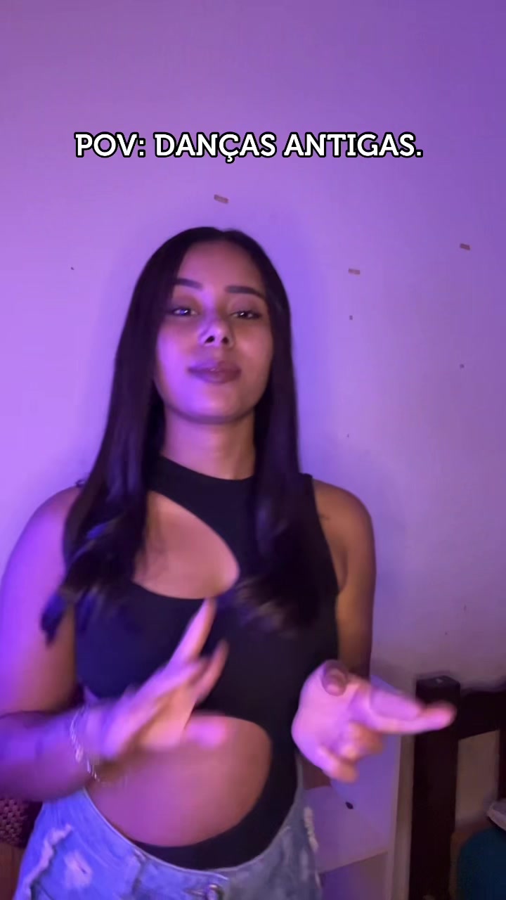 @itsnaraelle