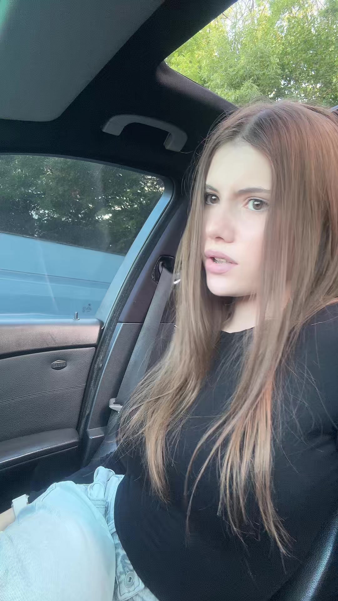 @lilly_maxach