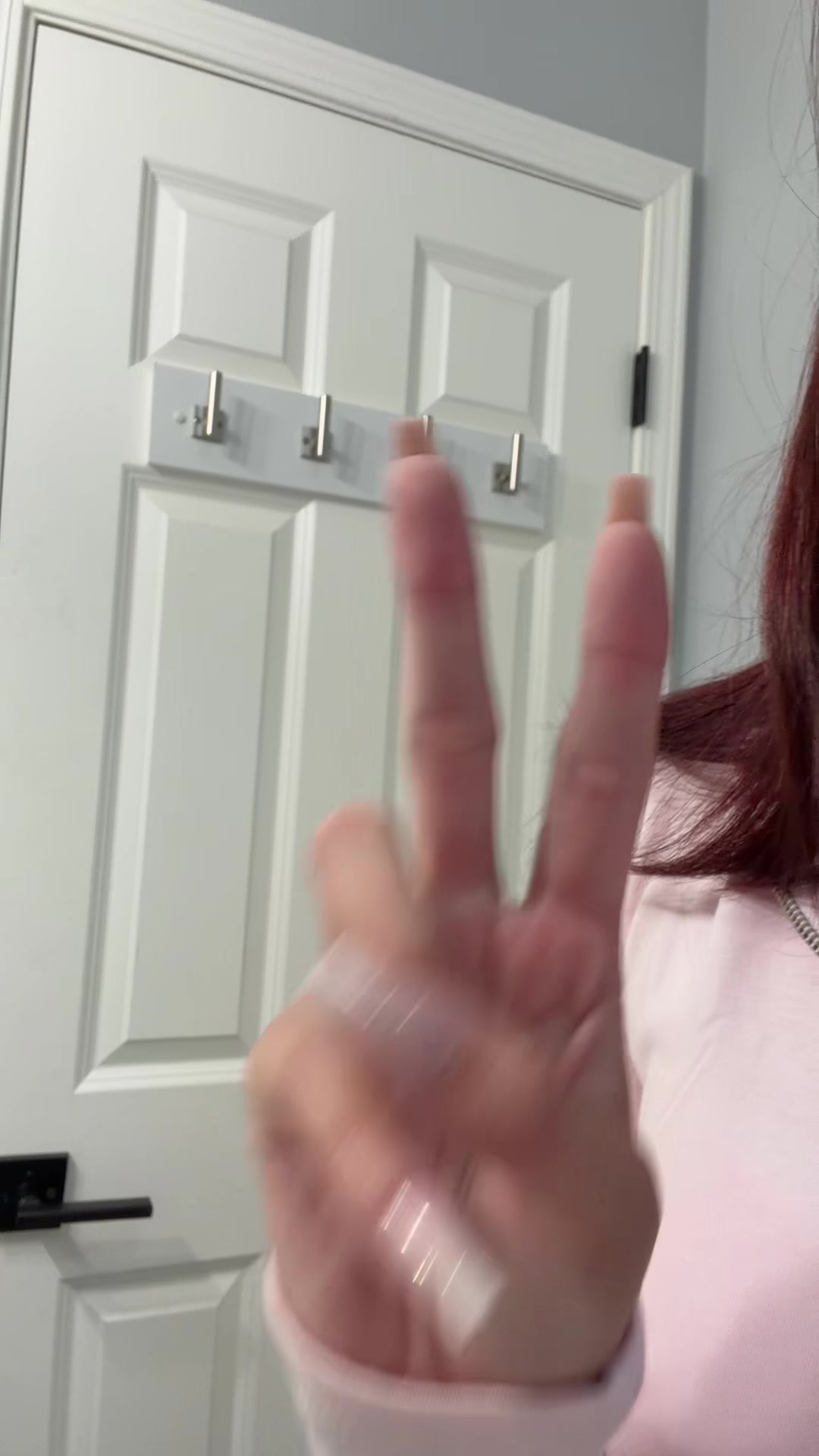 @calieskyee