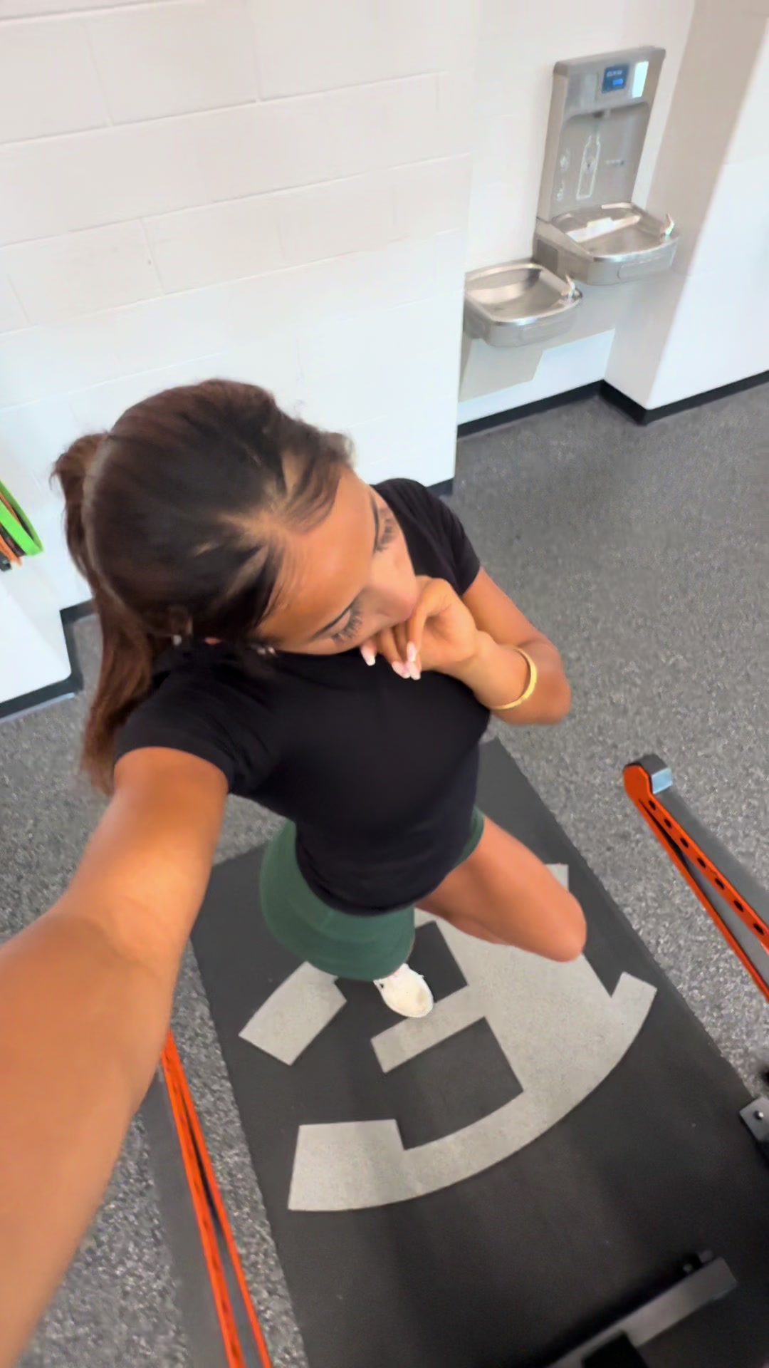 @giannaabullock