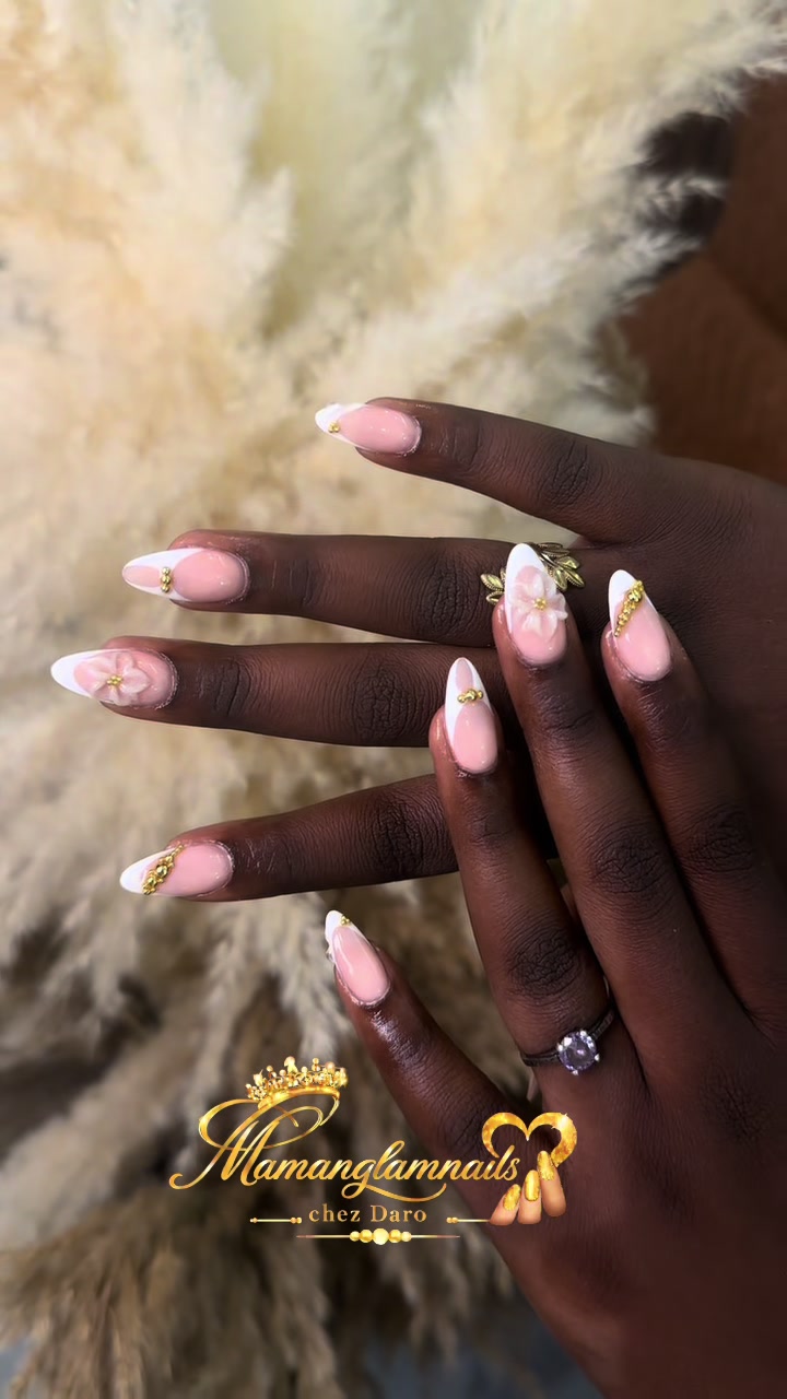 @Maman glam nails🥥🫧