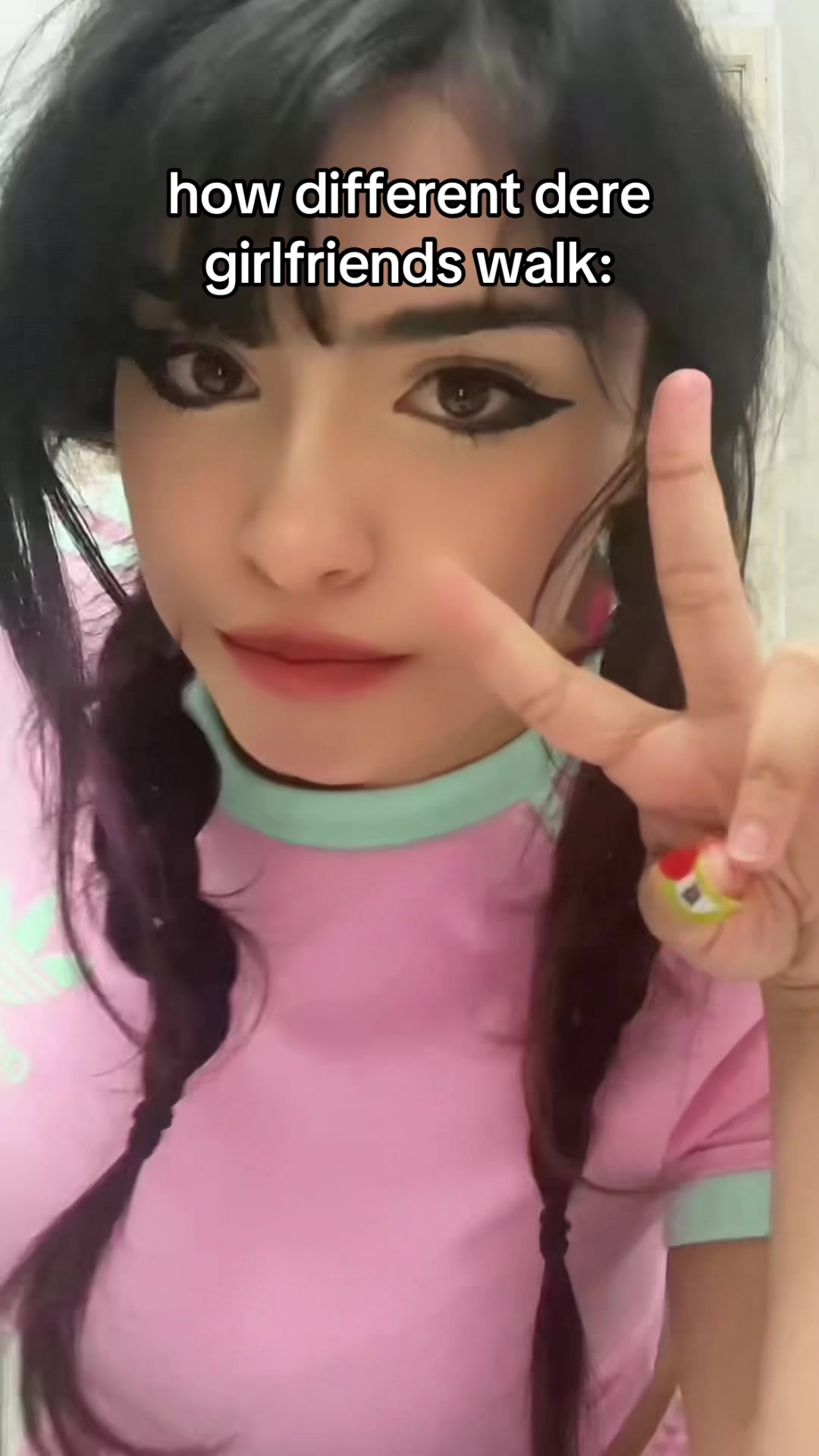 @clowntelle