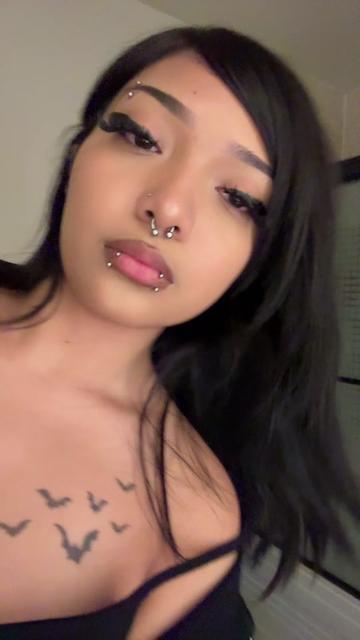 @shootthepartyupp