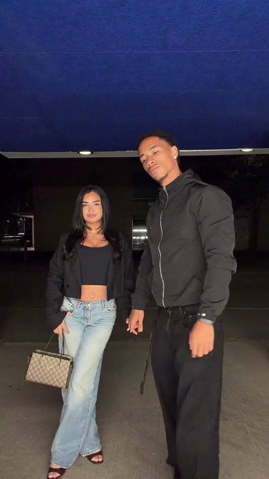 @Anais