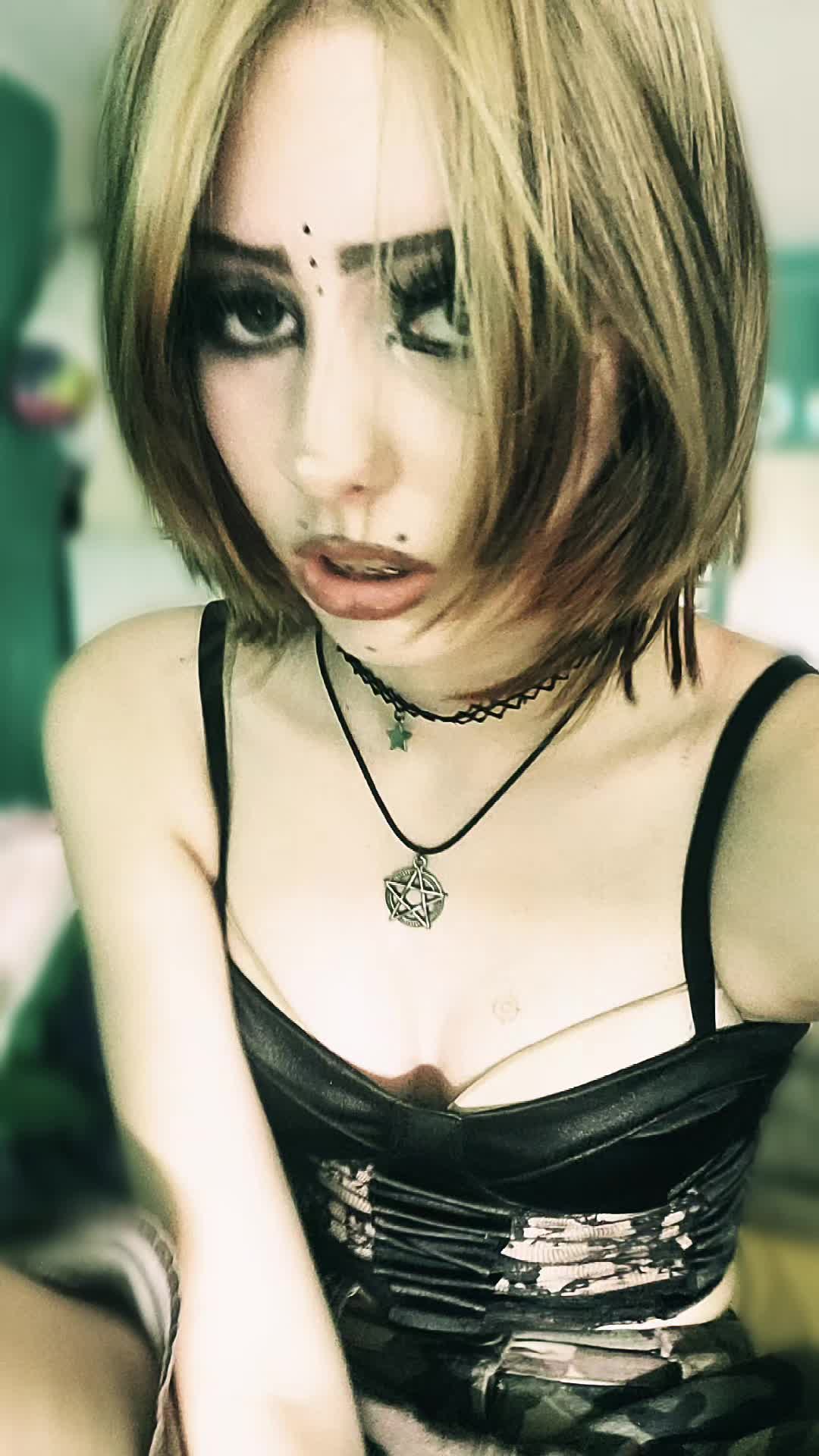 @MiloTerm404🗡🌙