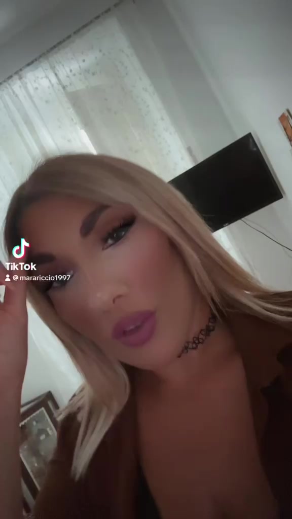 @𝓜𝓪𝓻𝓪