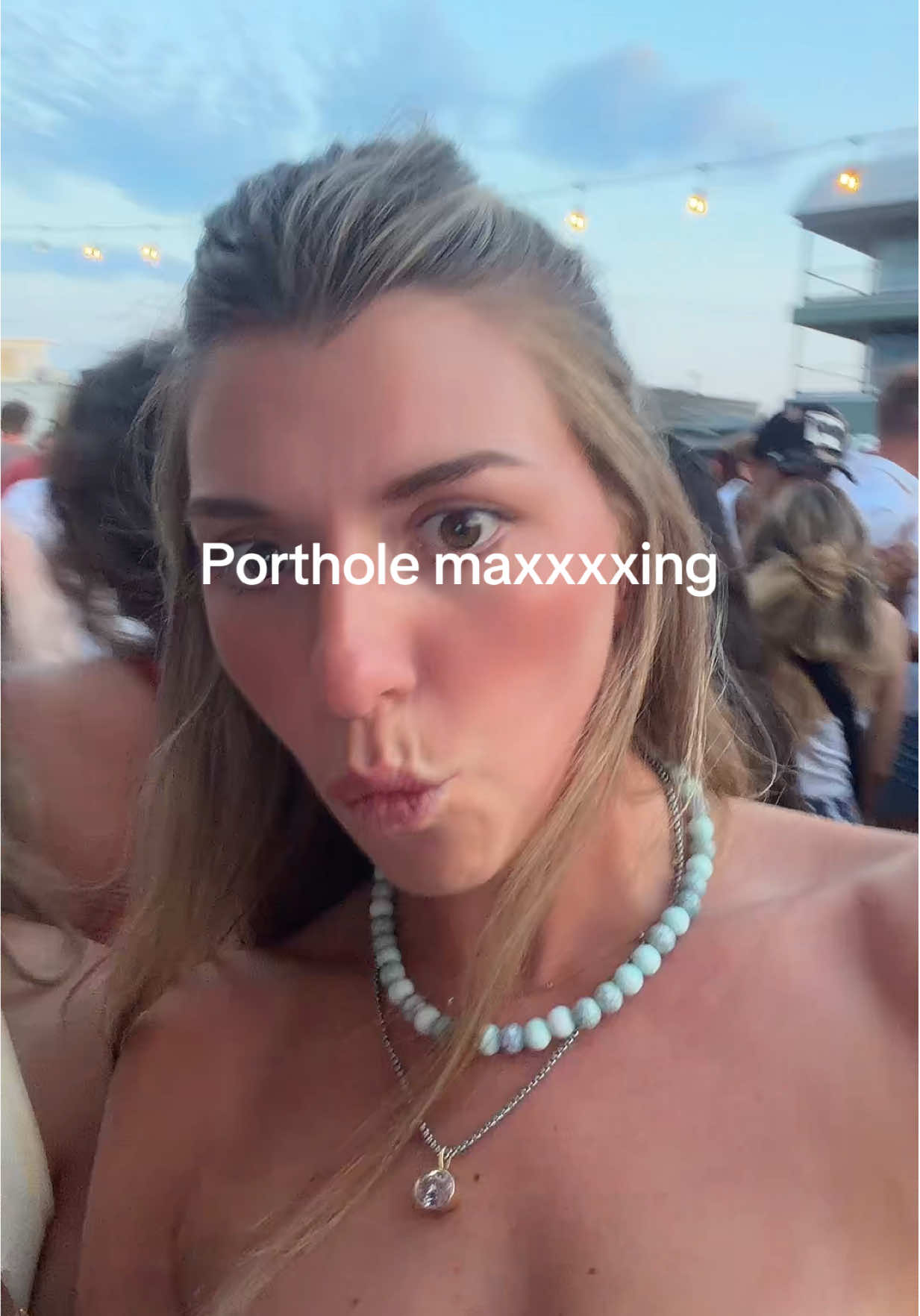 @sophieecyr