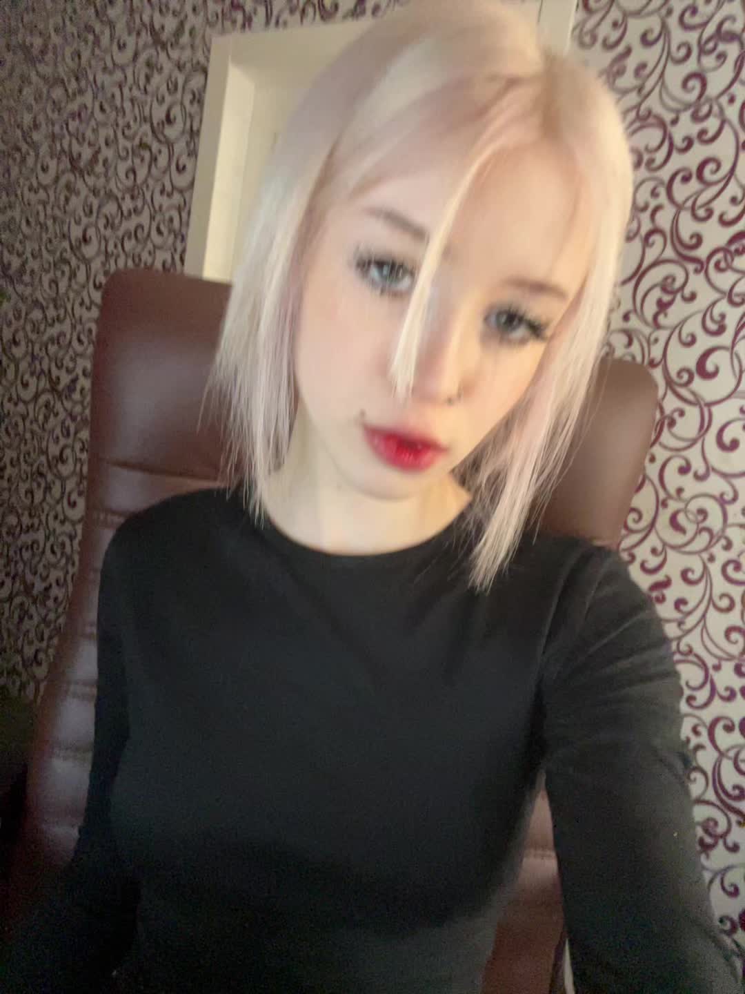 @anarxiaq🩸