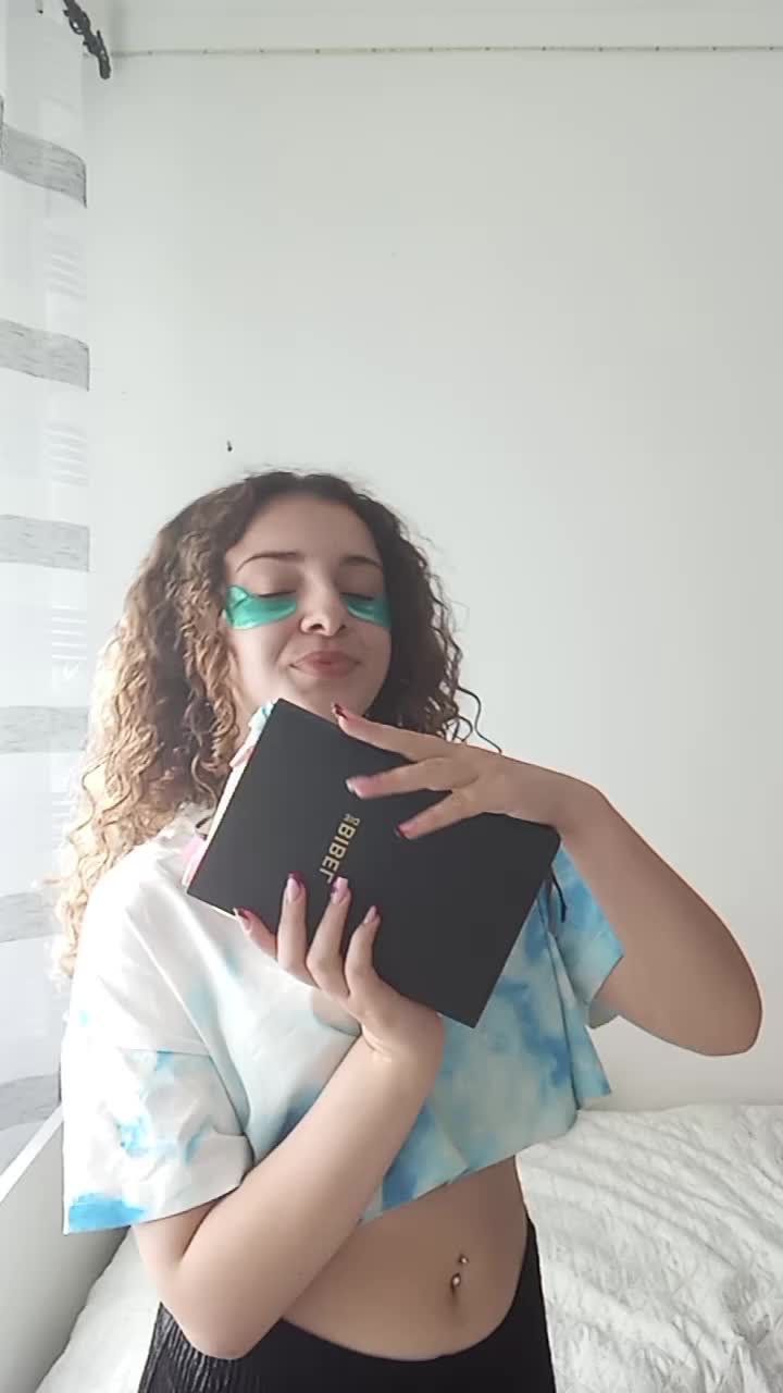 @𝐆𝐈𝐀𝐃𝐈𝐍𝐀 🤍