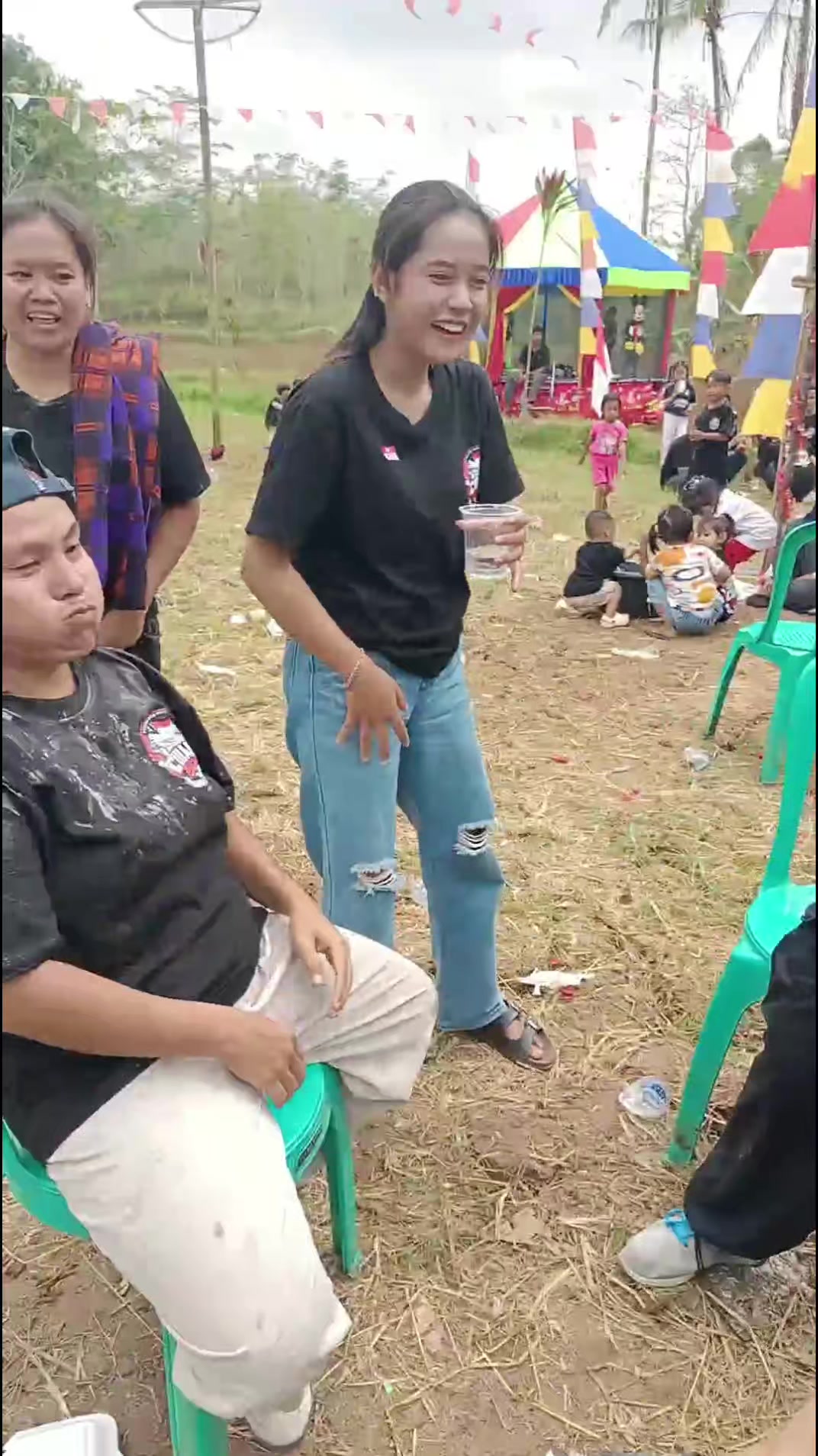 @Riri Nelery28