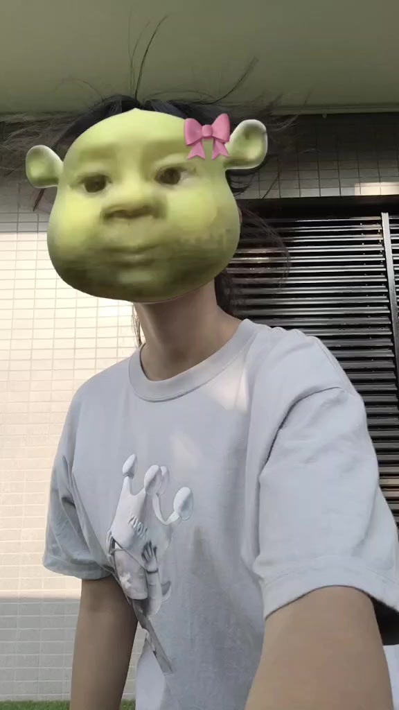 @揉ませてください