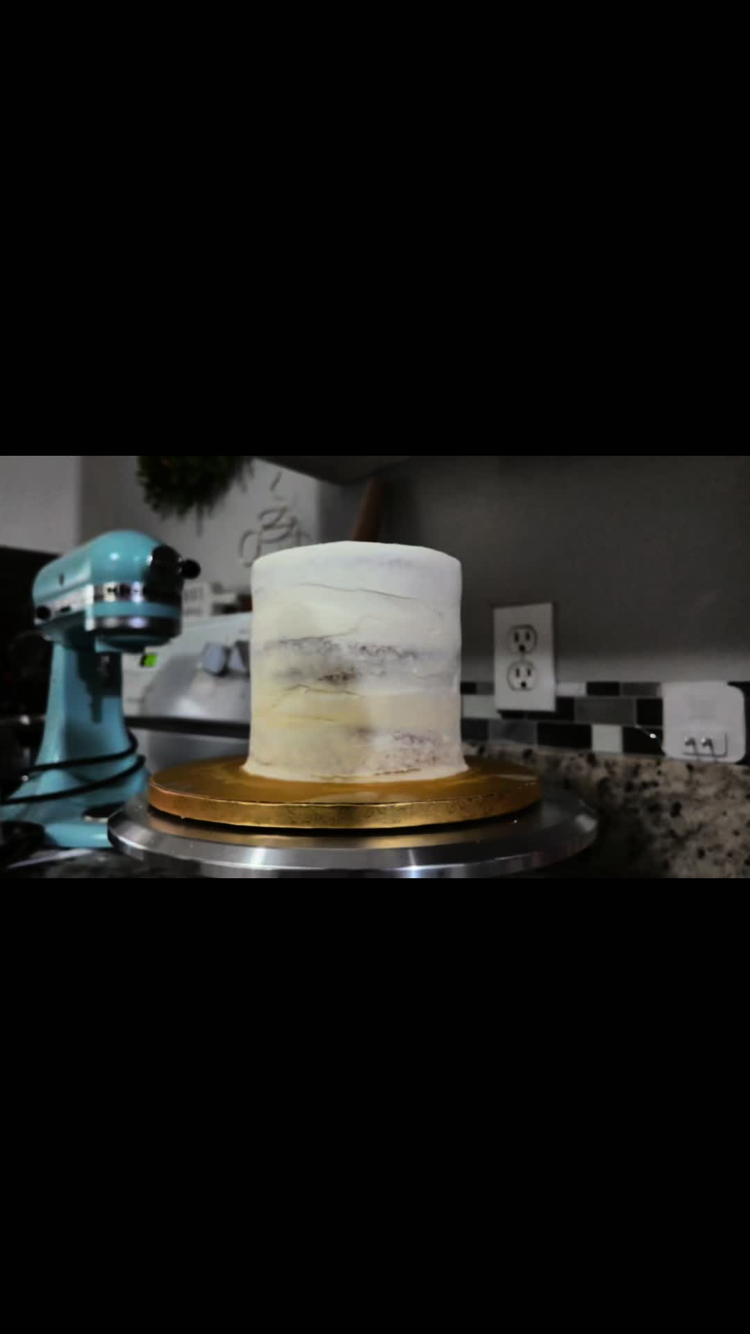 @Cake Lady 🎂 | Lo 🖤