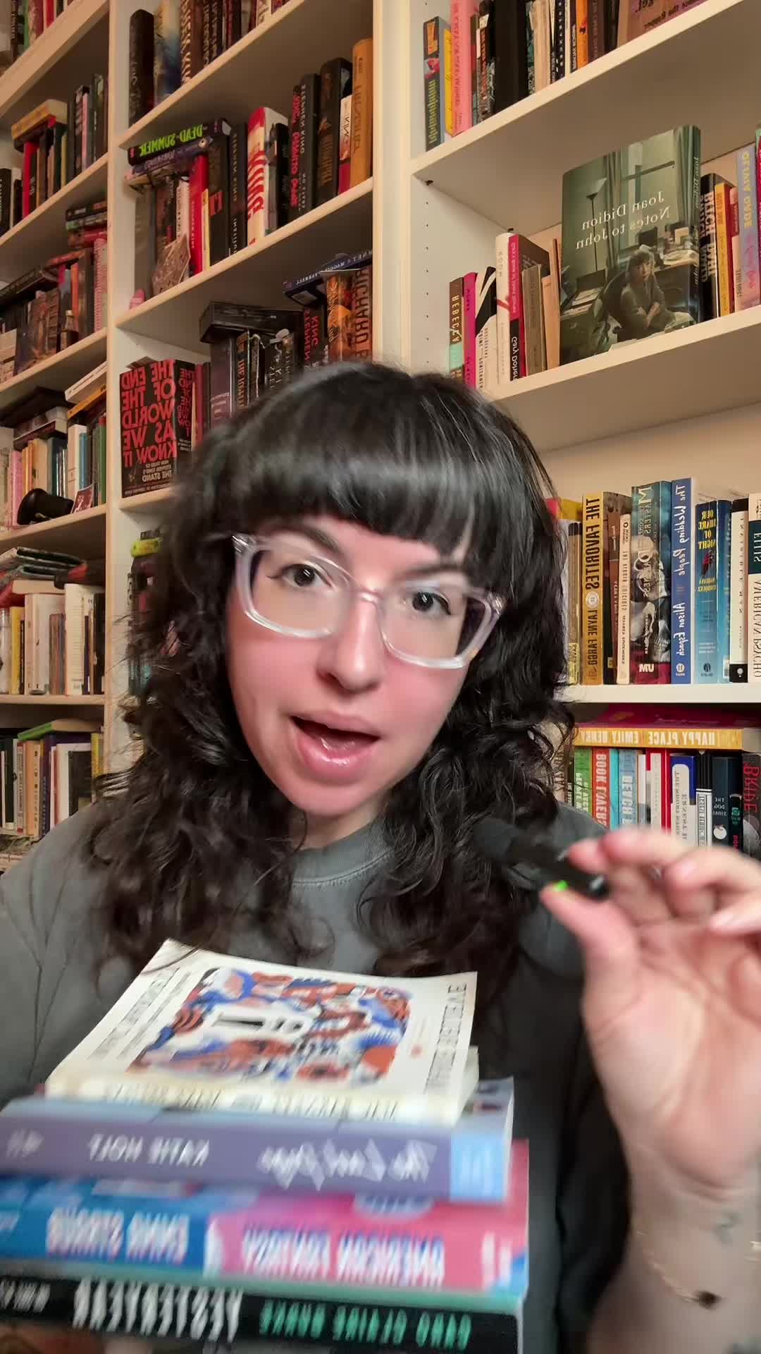 @Courtney | toad girl reads📚🌙