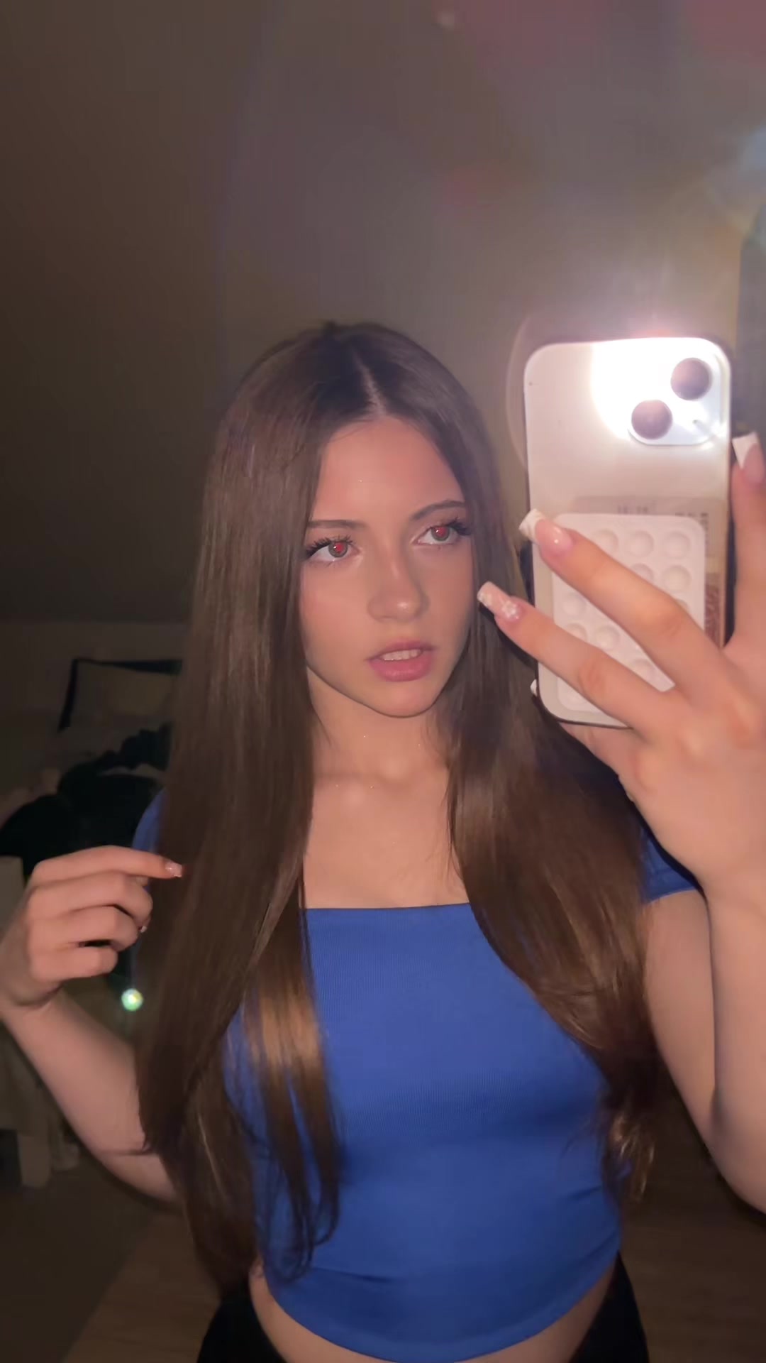 @nela
