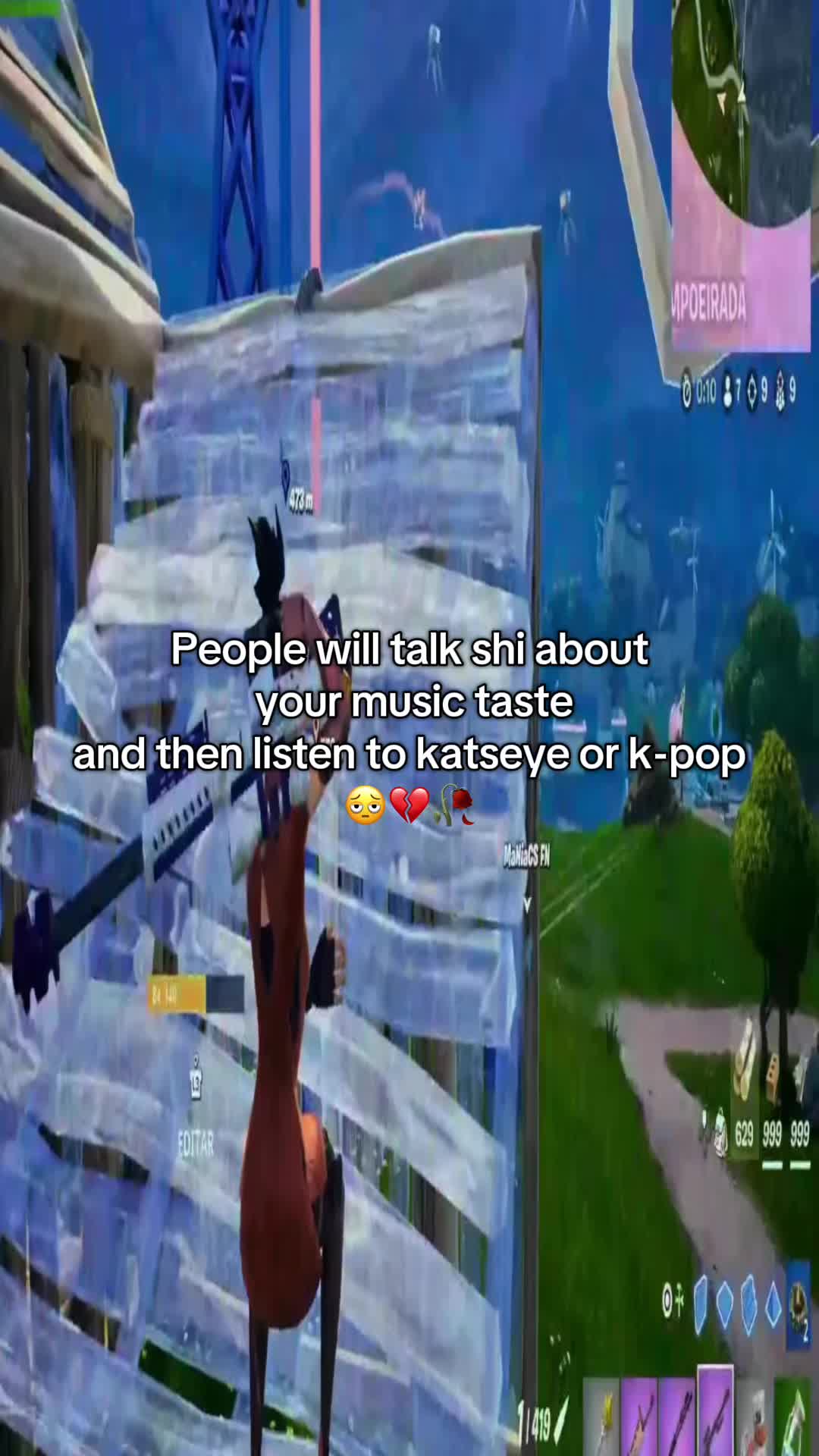 @⃟