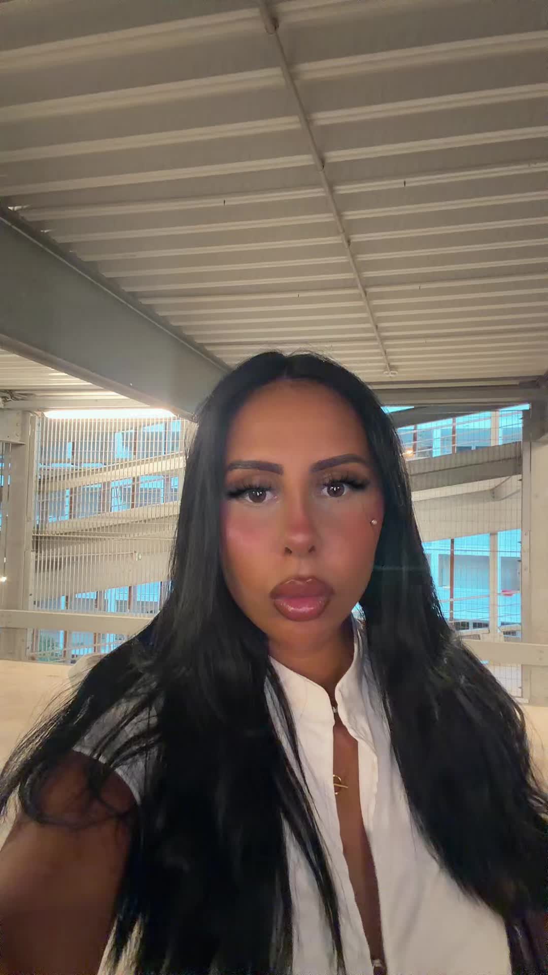 @Bella.dh