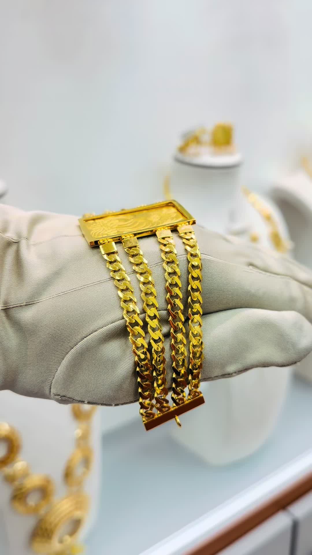 @Juwelier Serhan