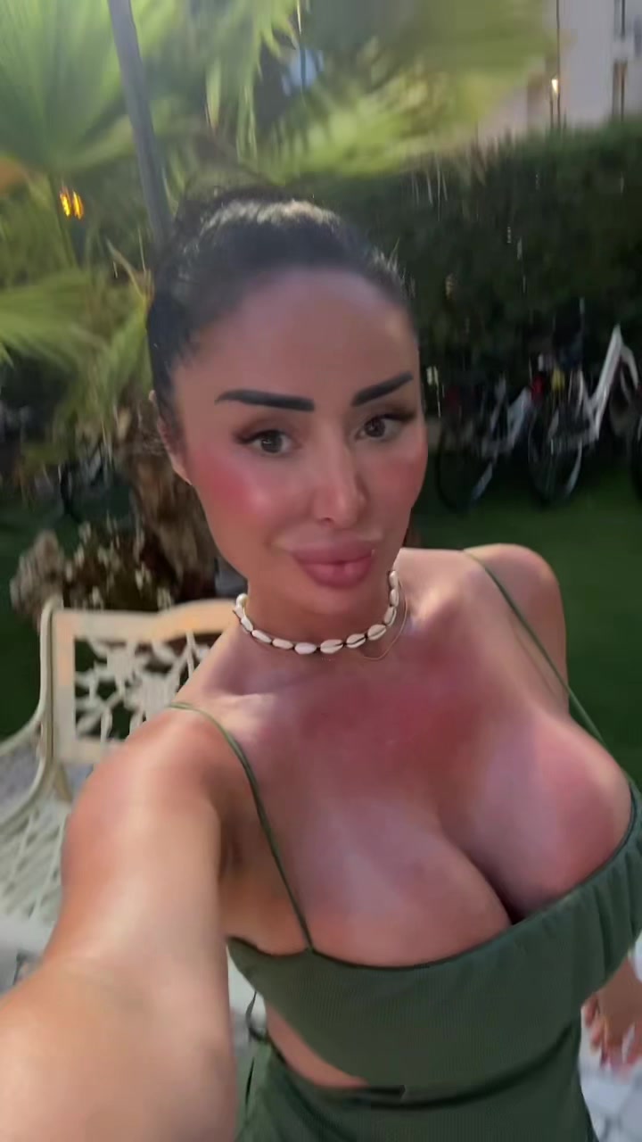 @Eva🇦🇱