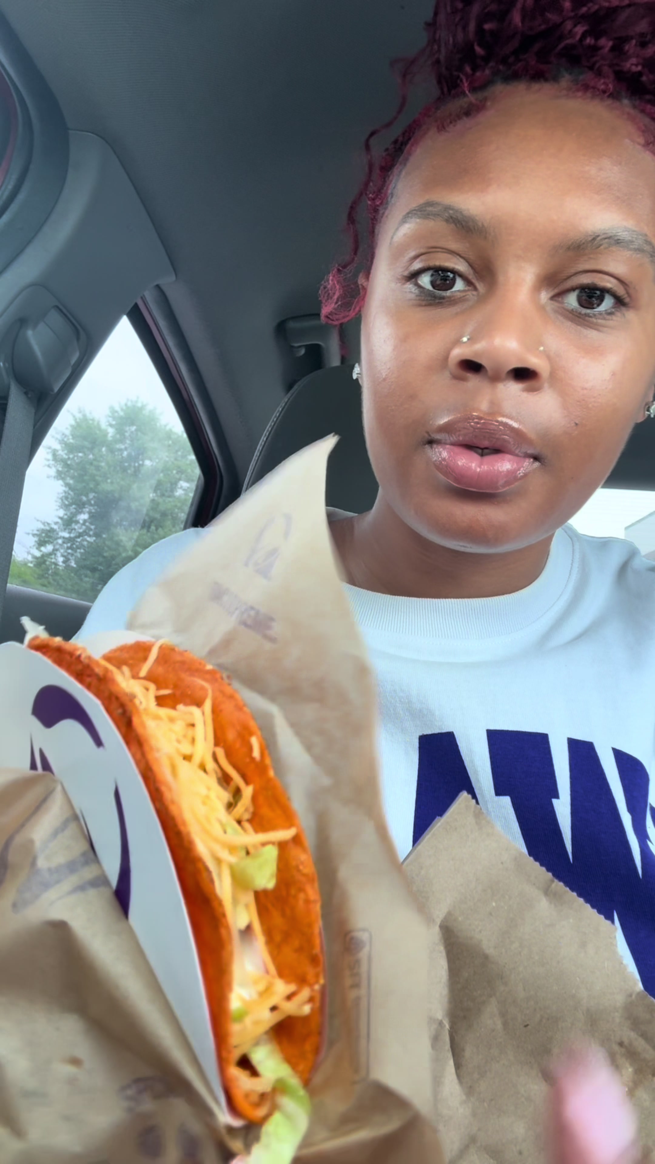 @taynicole