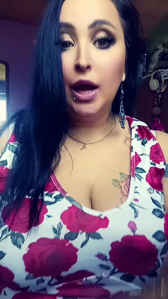 @Czoorna💋😈