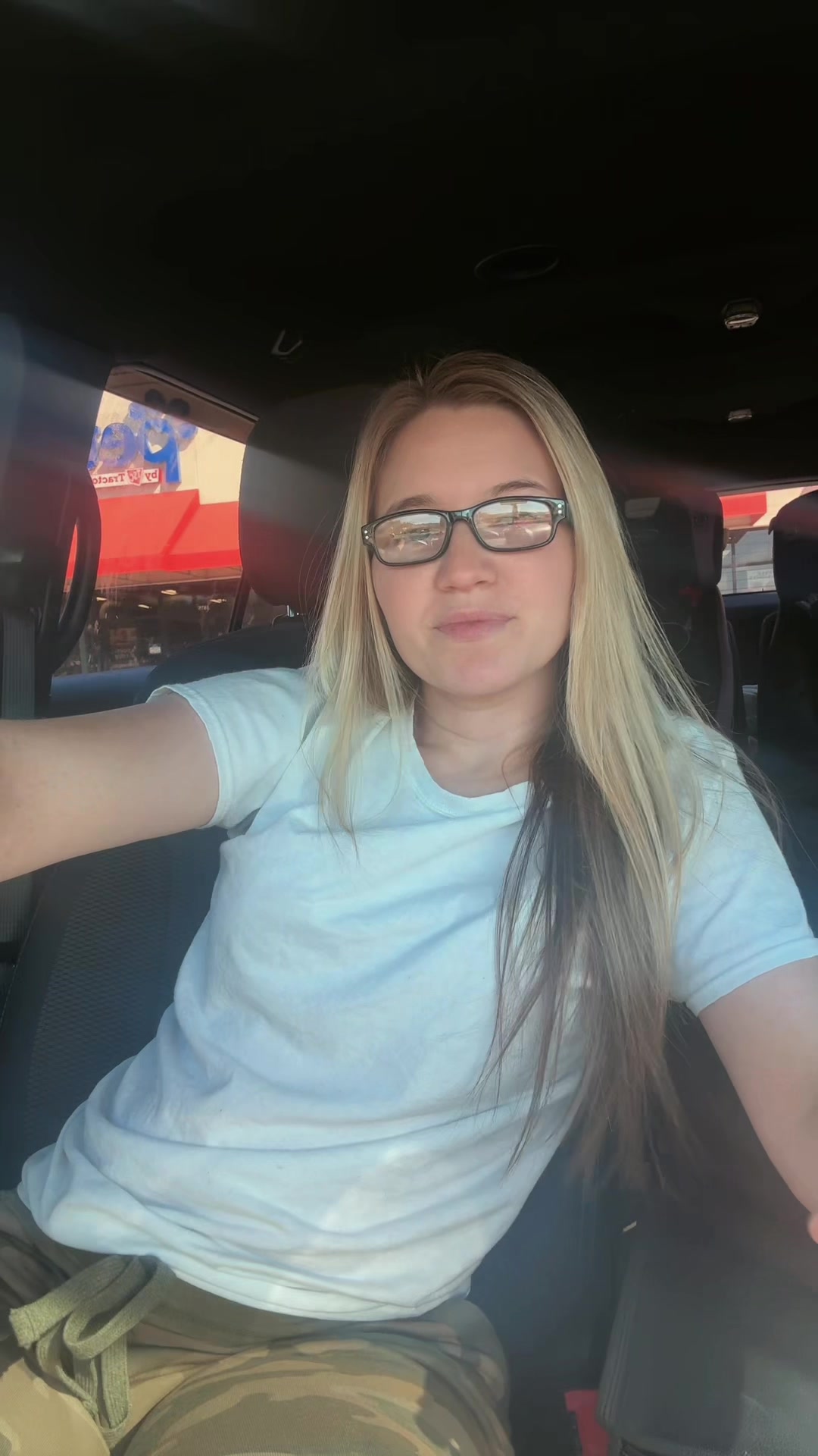 @Kristina Danyel🦋