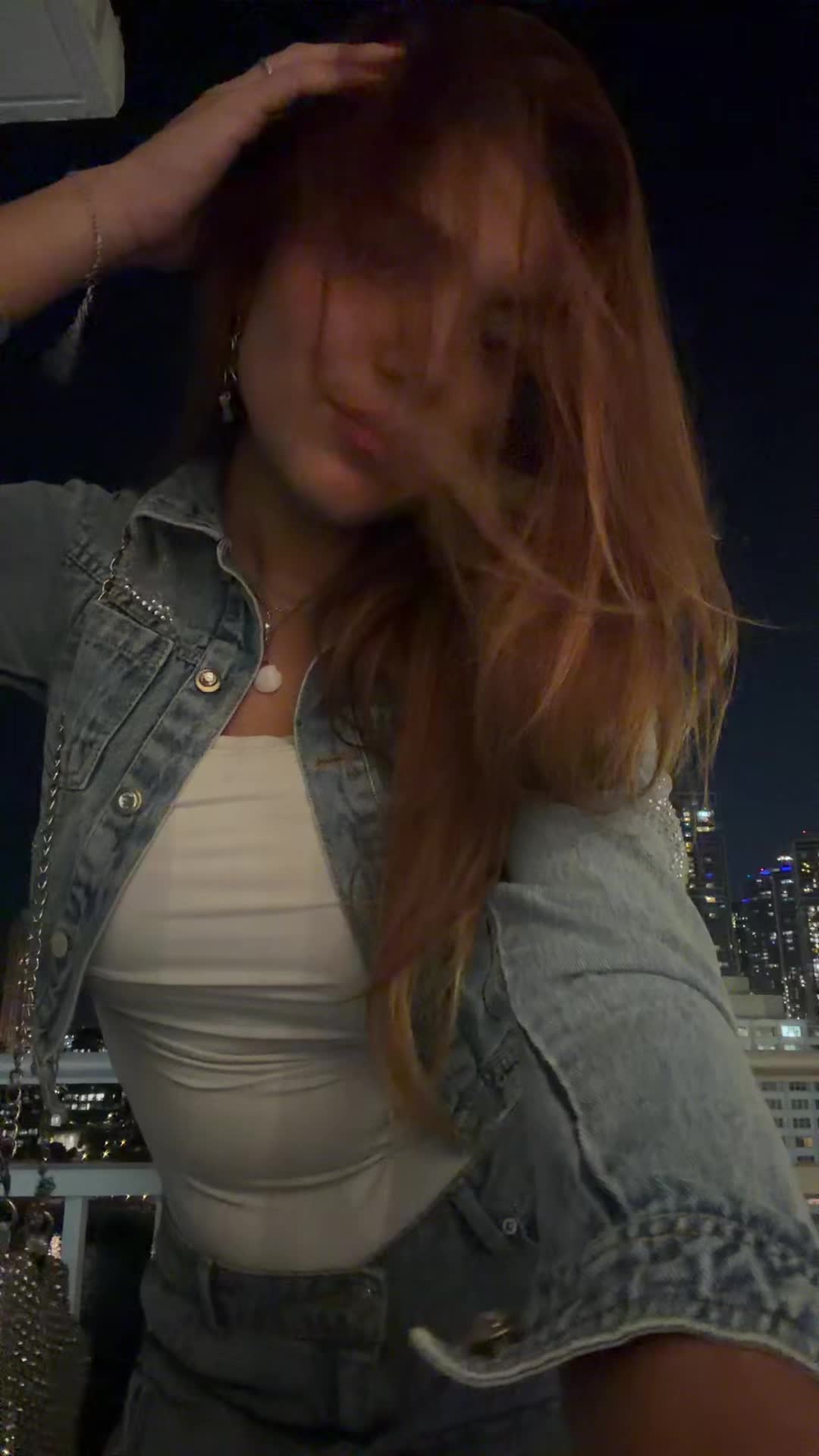 @Isa