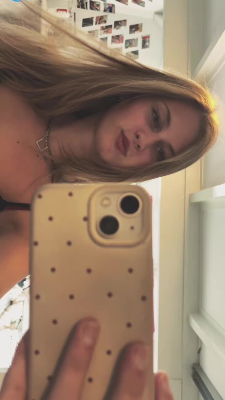 @𝐄𝐬𝐦𝐞𝐞🌸
