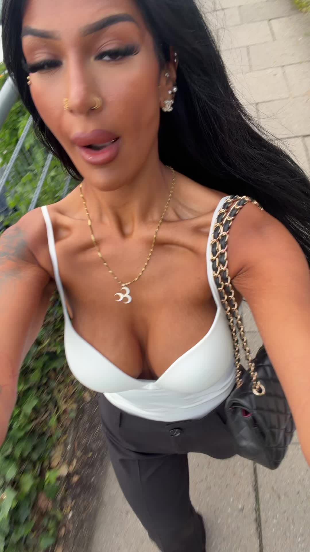 @aufdenmelo