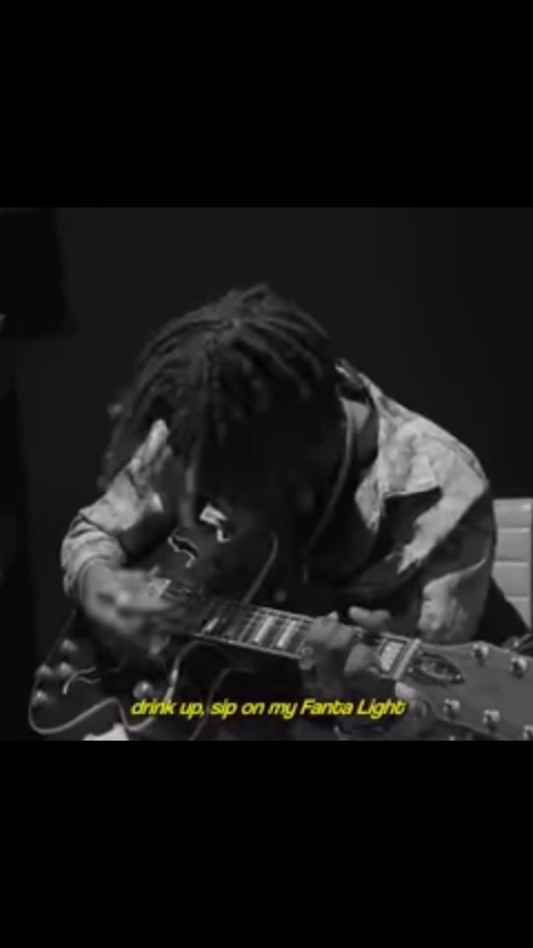 @𝐇𝐲𝐩𝐞𝐫𝐄𝐫𝐢𝐜