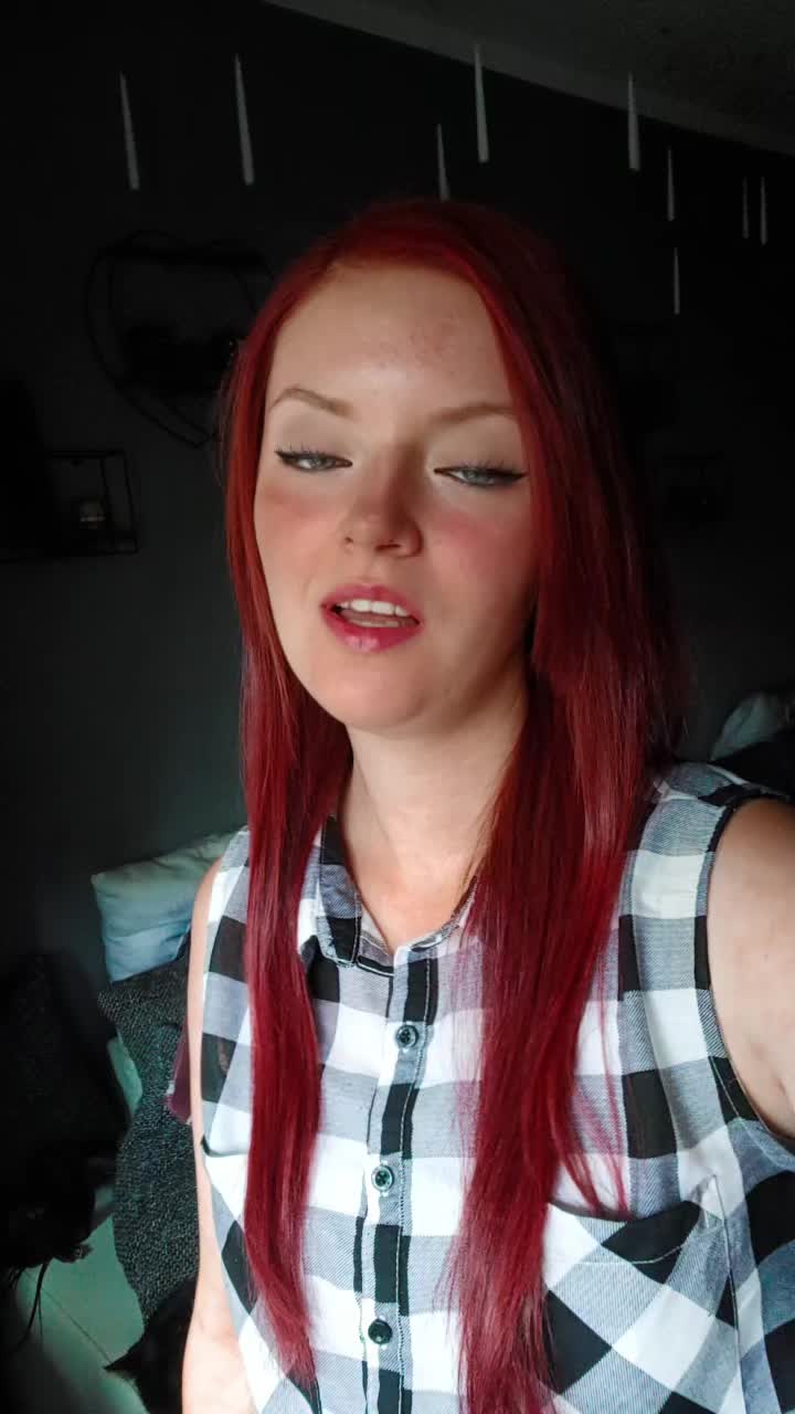 @x_xFake_Redheadx_x