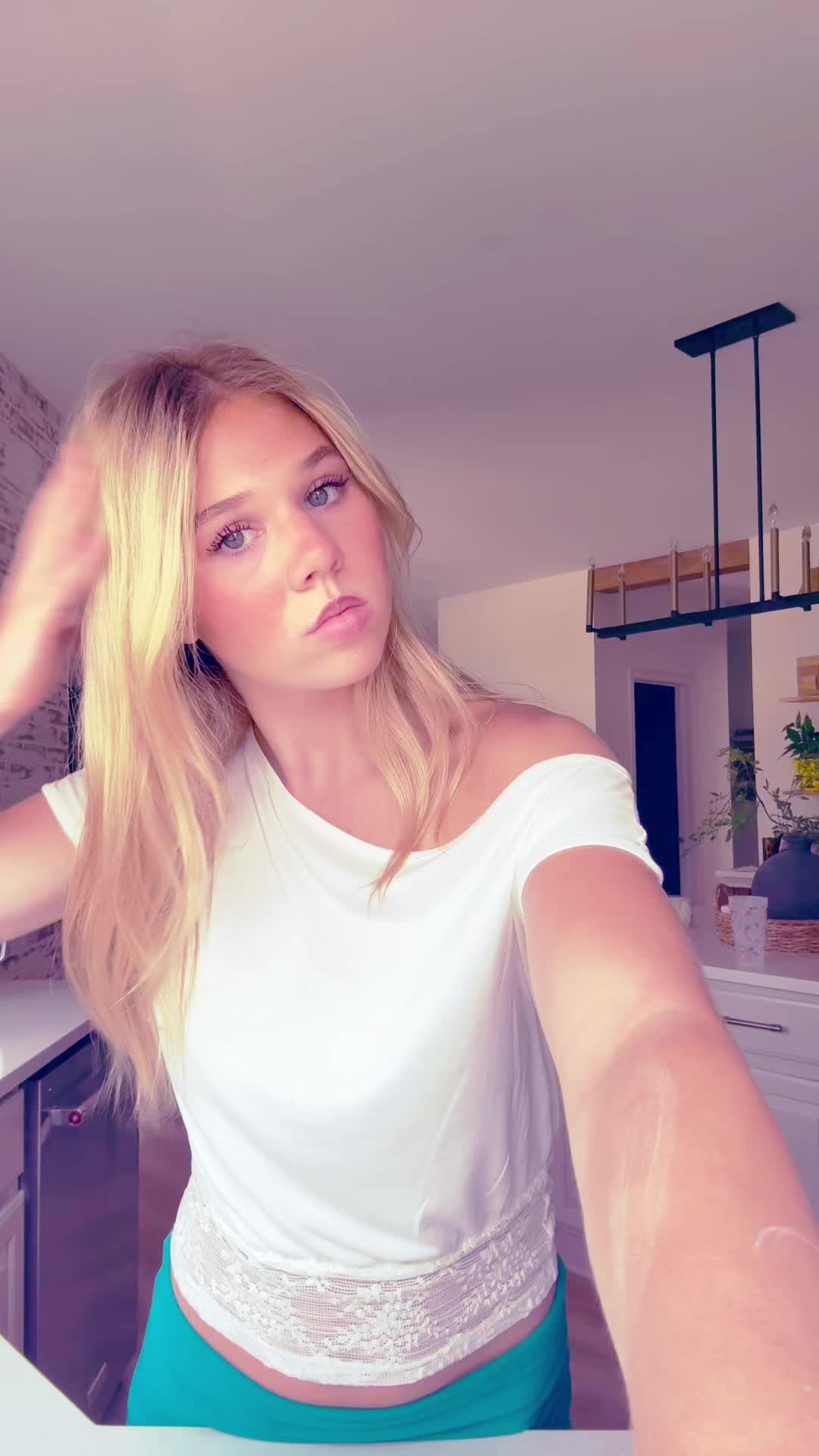 @julianne