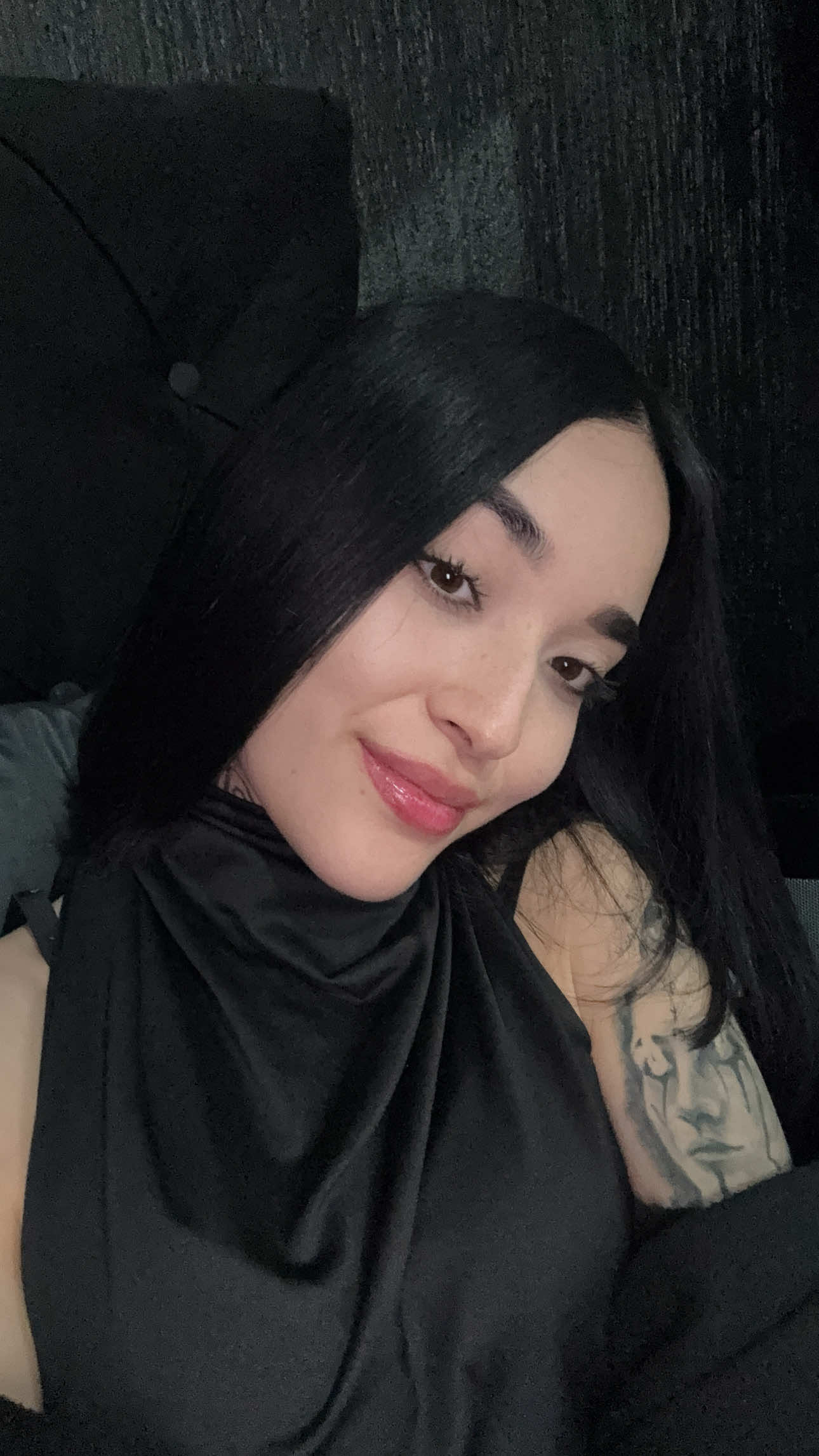 @𝘕𝘢𝘺𝘦𝘭𝘮𝘢𝘳𝘲𝘶𝘪𝘯