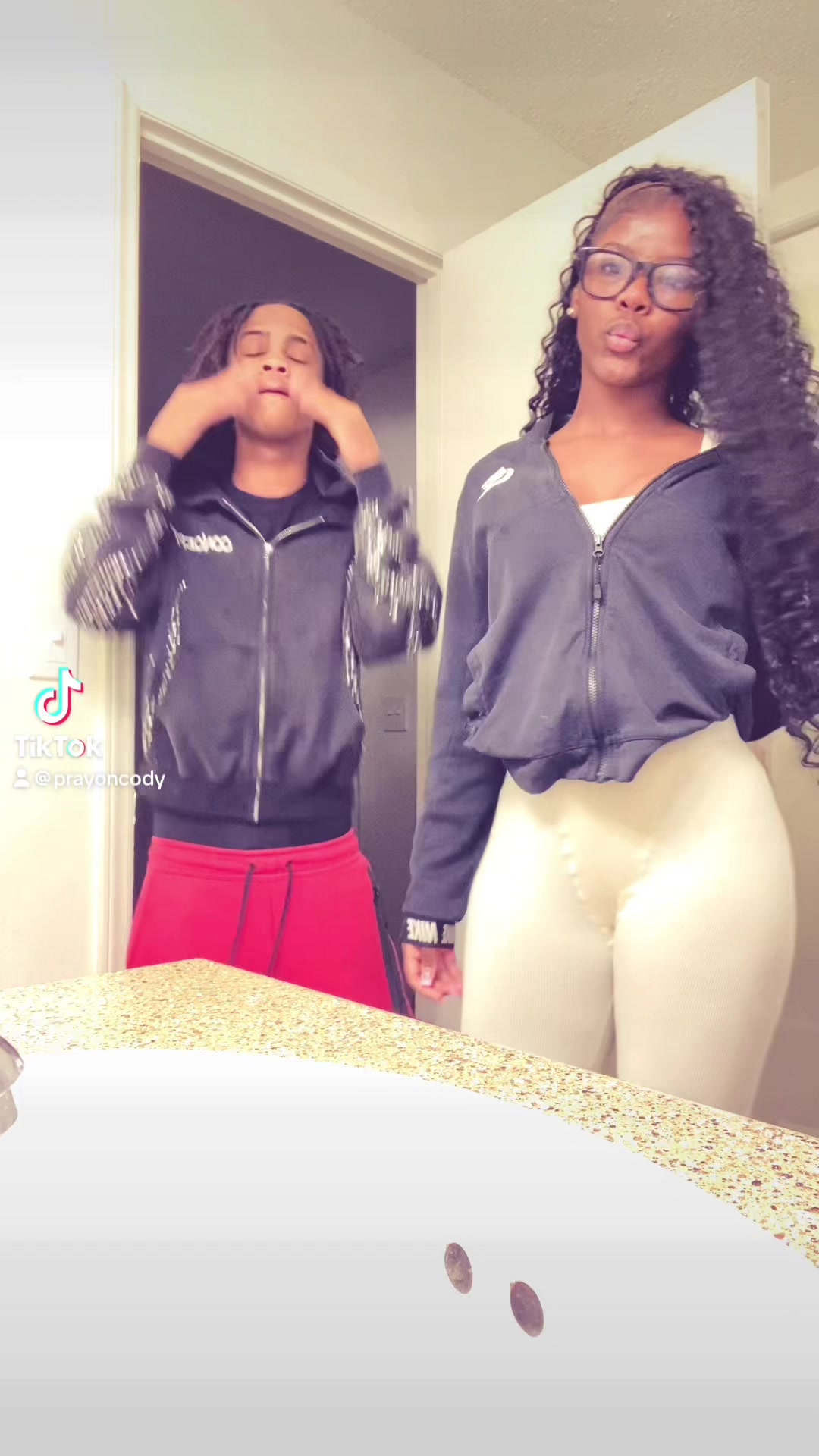@🧍🏾