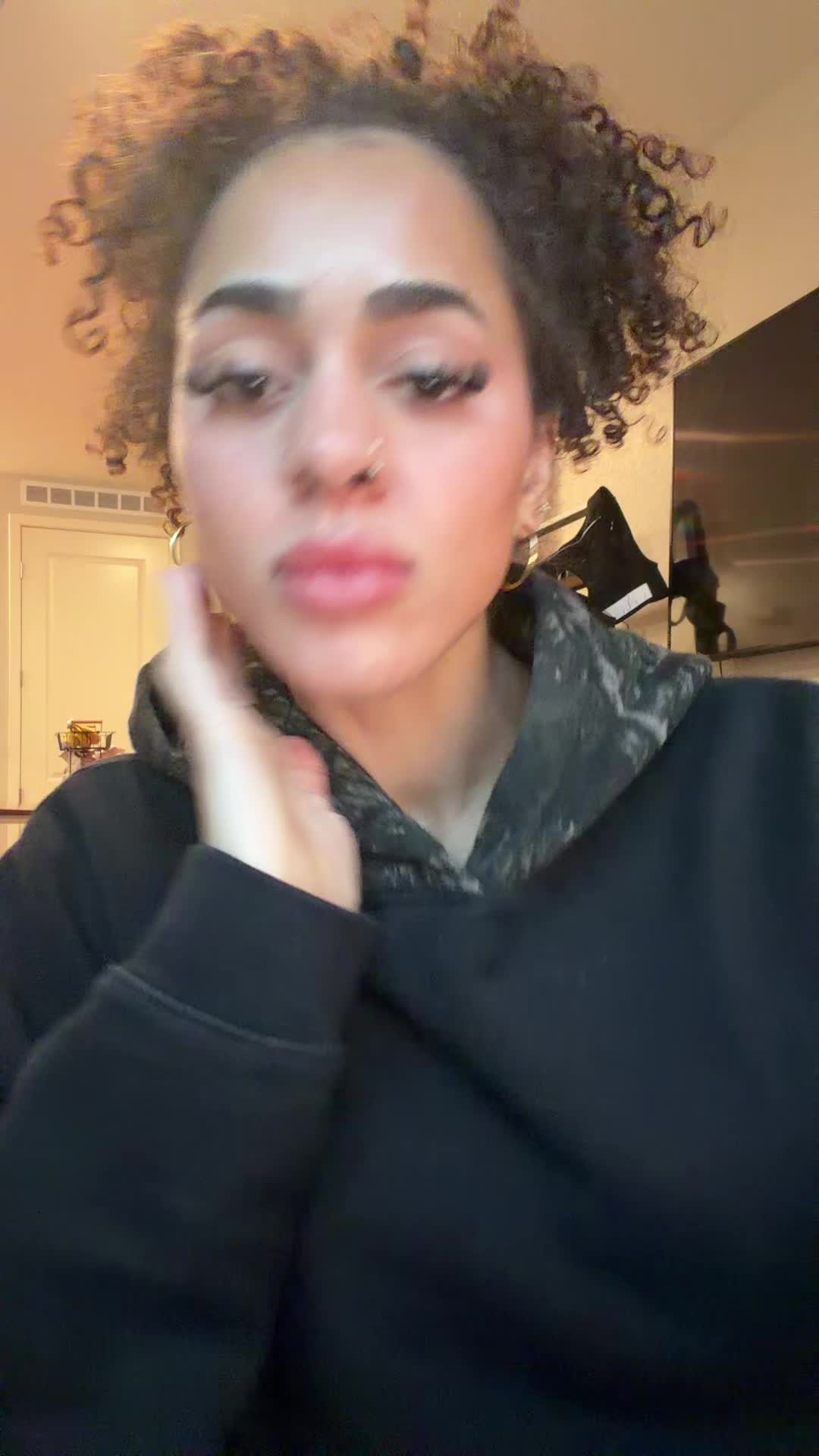 @kiaraafterhours