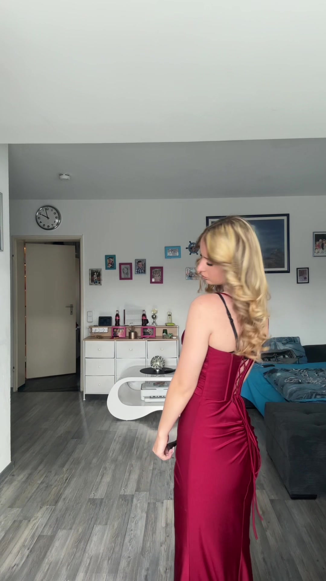 @𝐰𝐚𝐯𝐲𝐲_𝐩𝐢𝐚