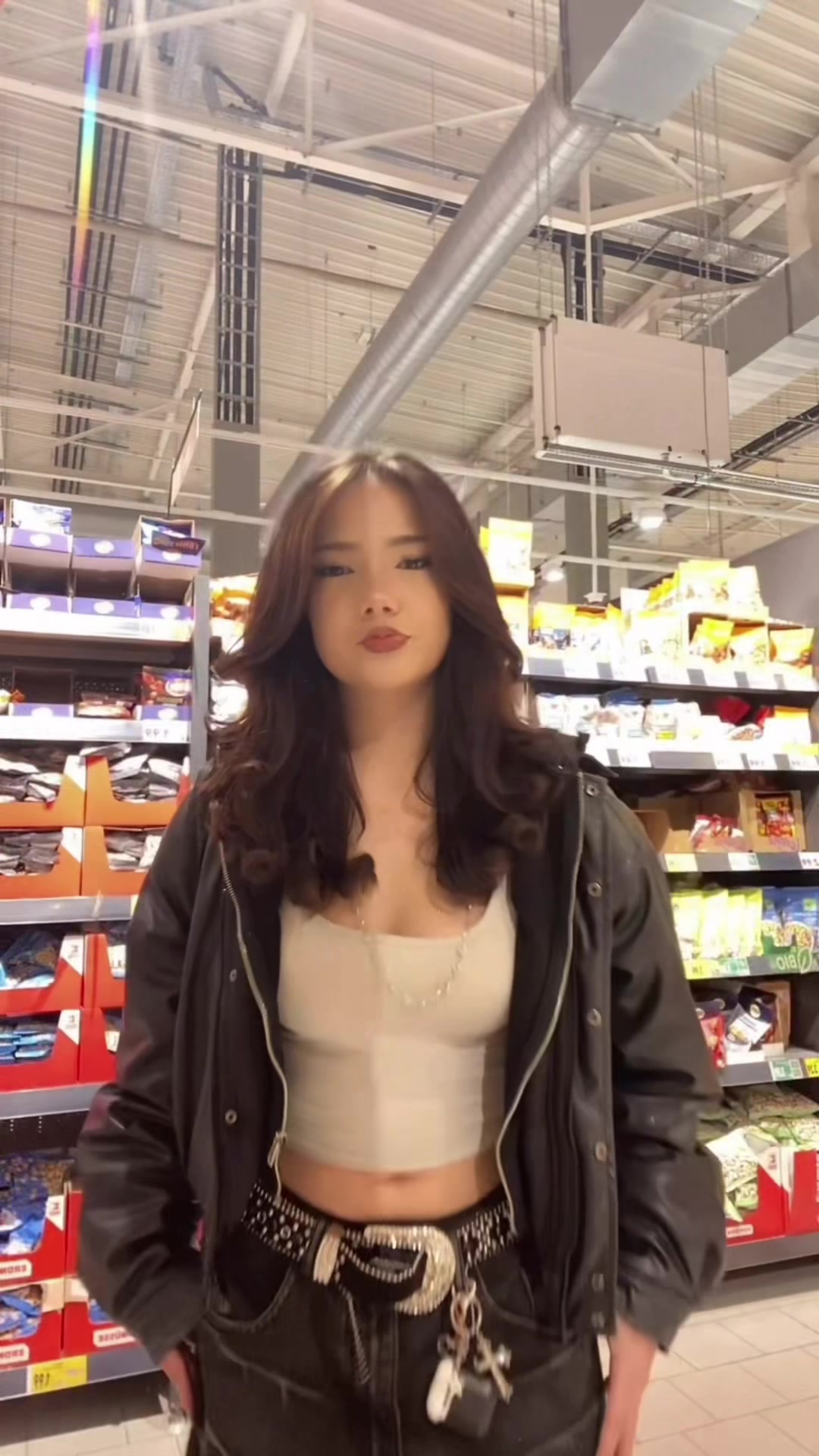 @??