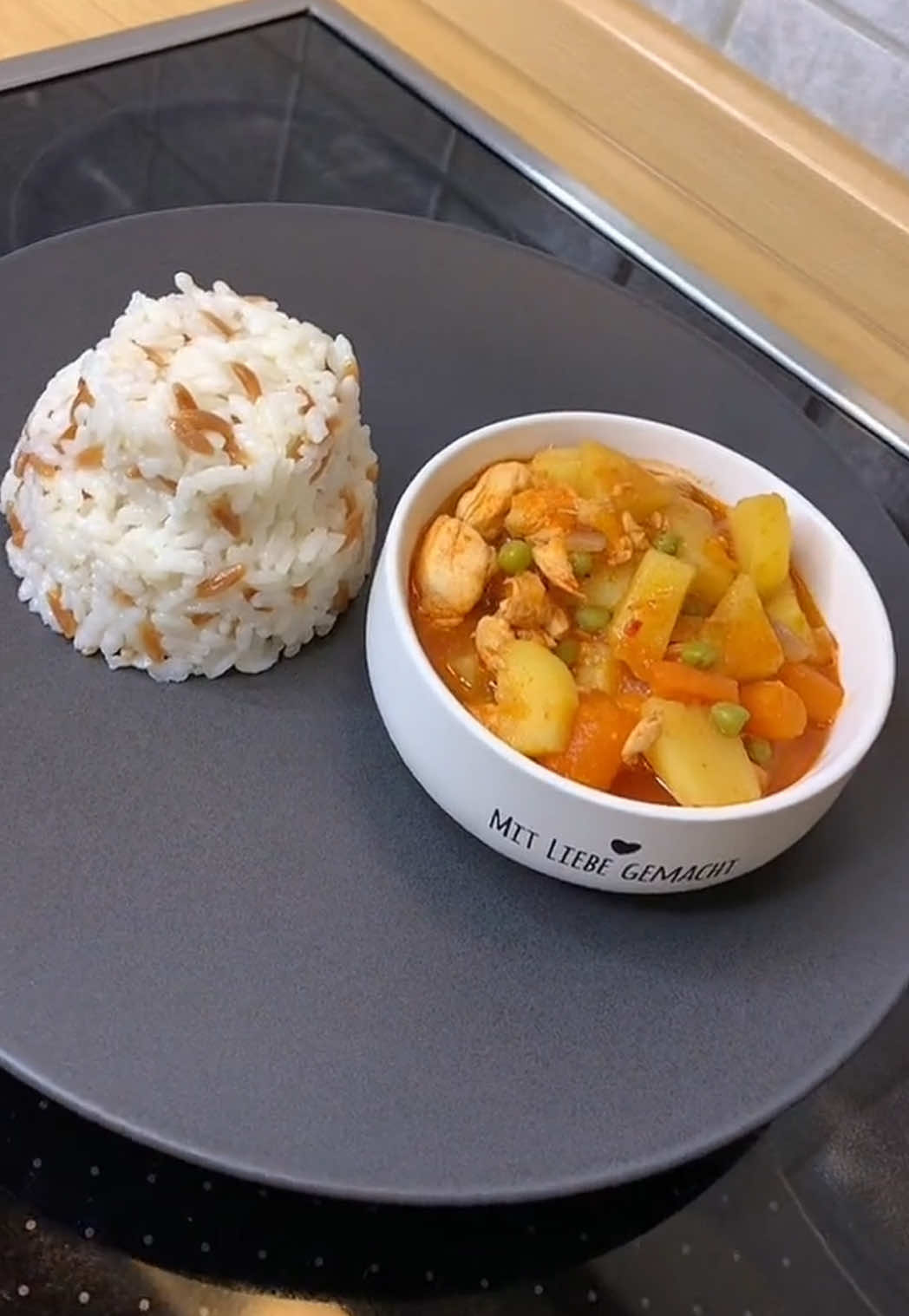 @LIFESTYLE AND KITCHEN