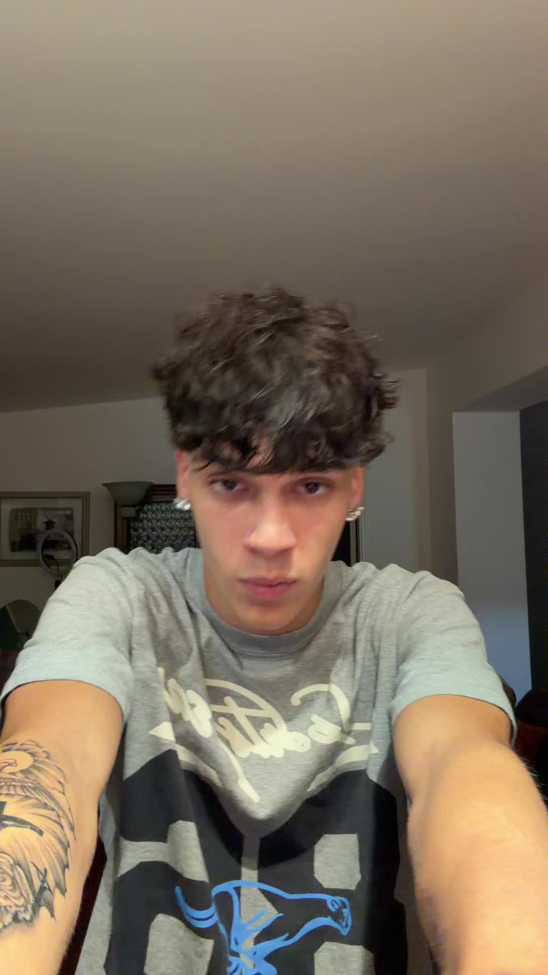 @ddagiox_🦅