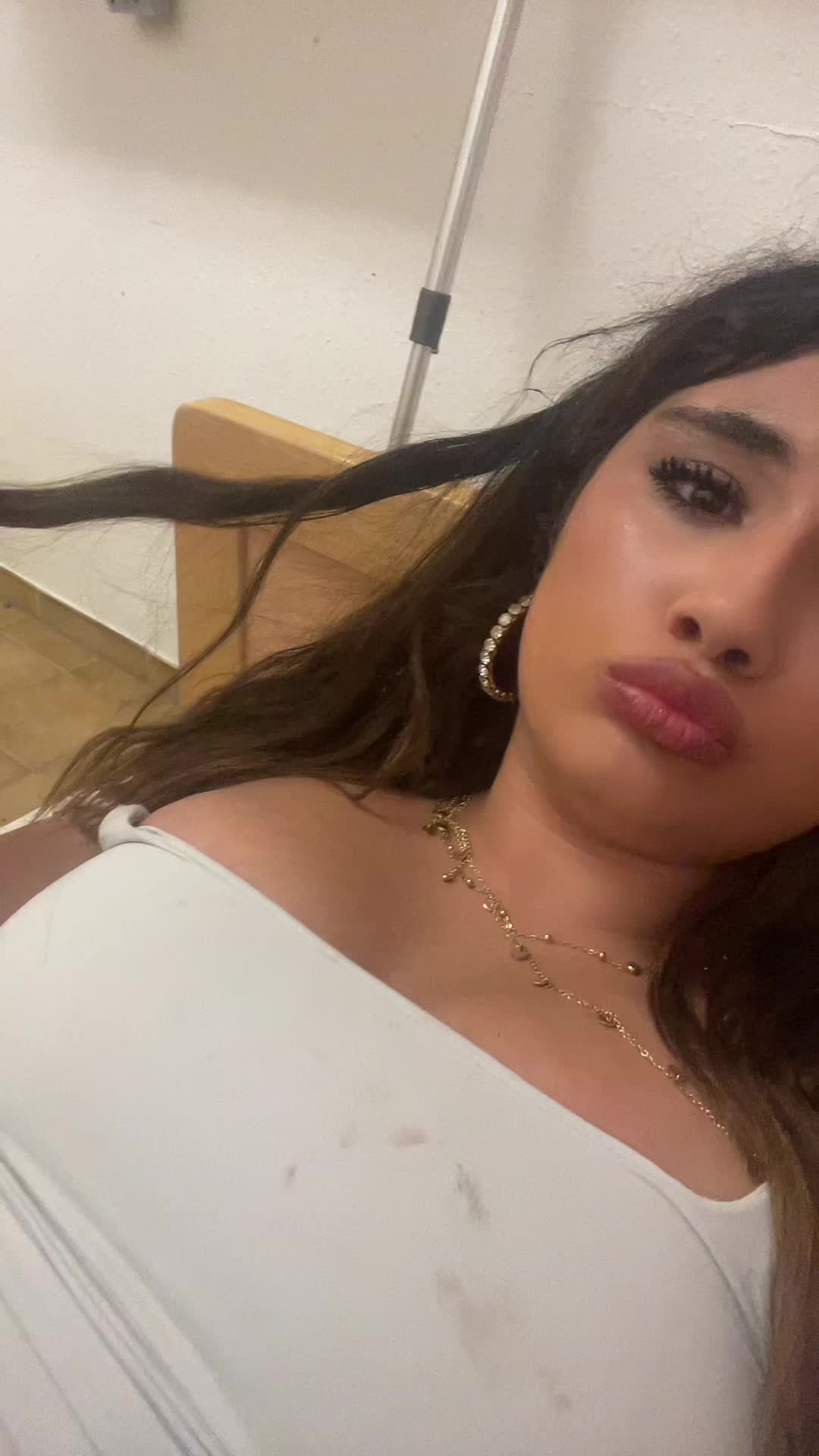 @😭💅