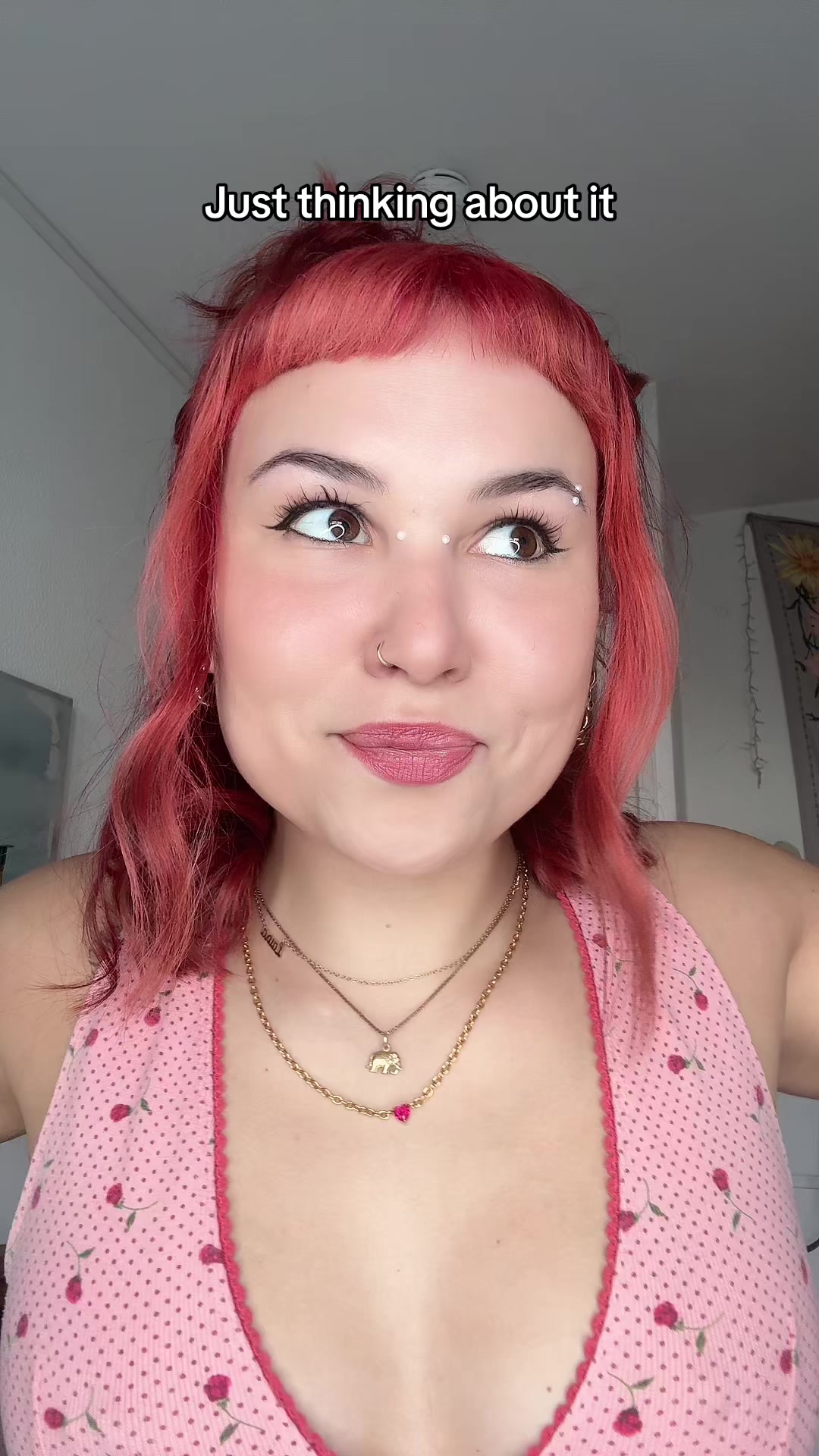 @laurassoberlife