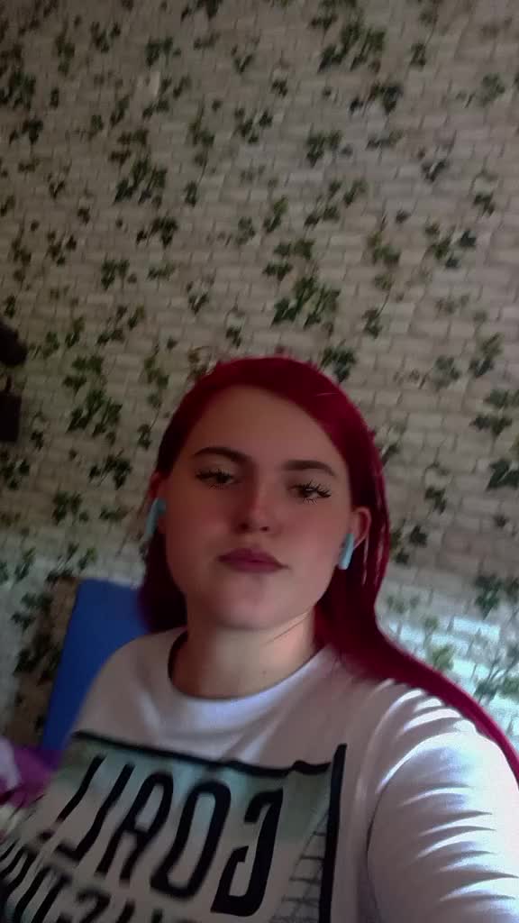 @Julie.ist_eingirl