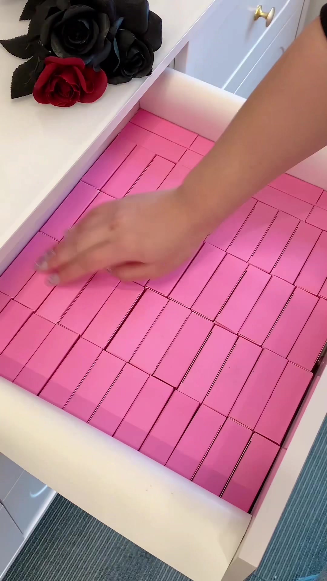 @Fullovenail
