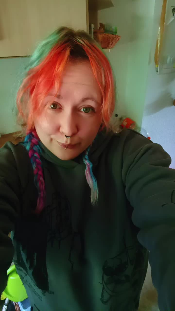 @Rainbowshit13🌺