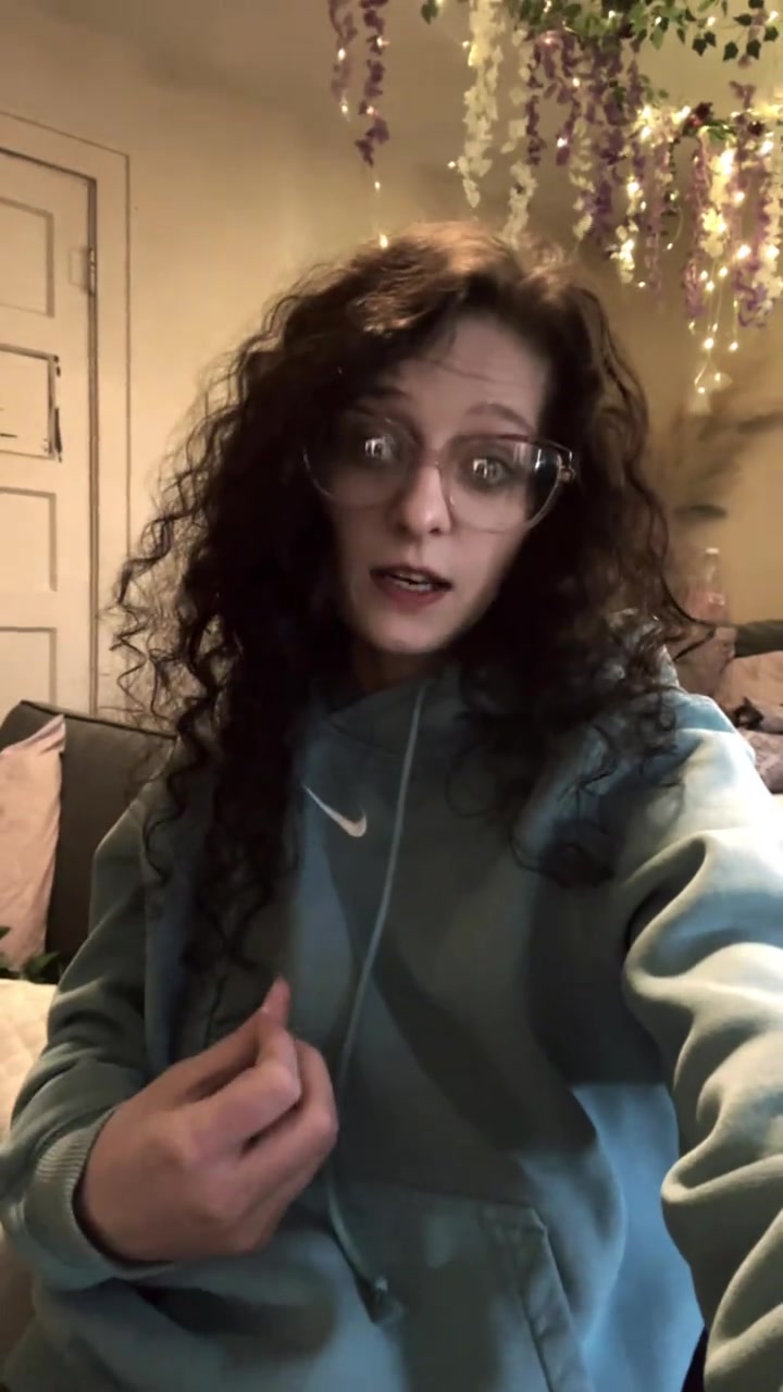 @Alexis carson