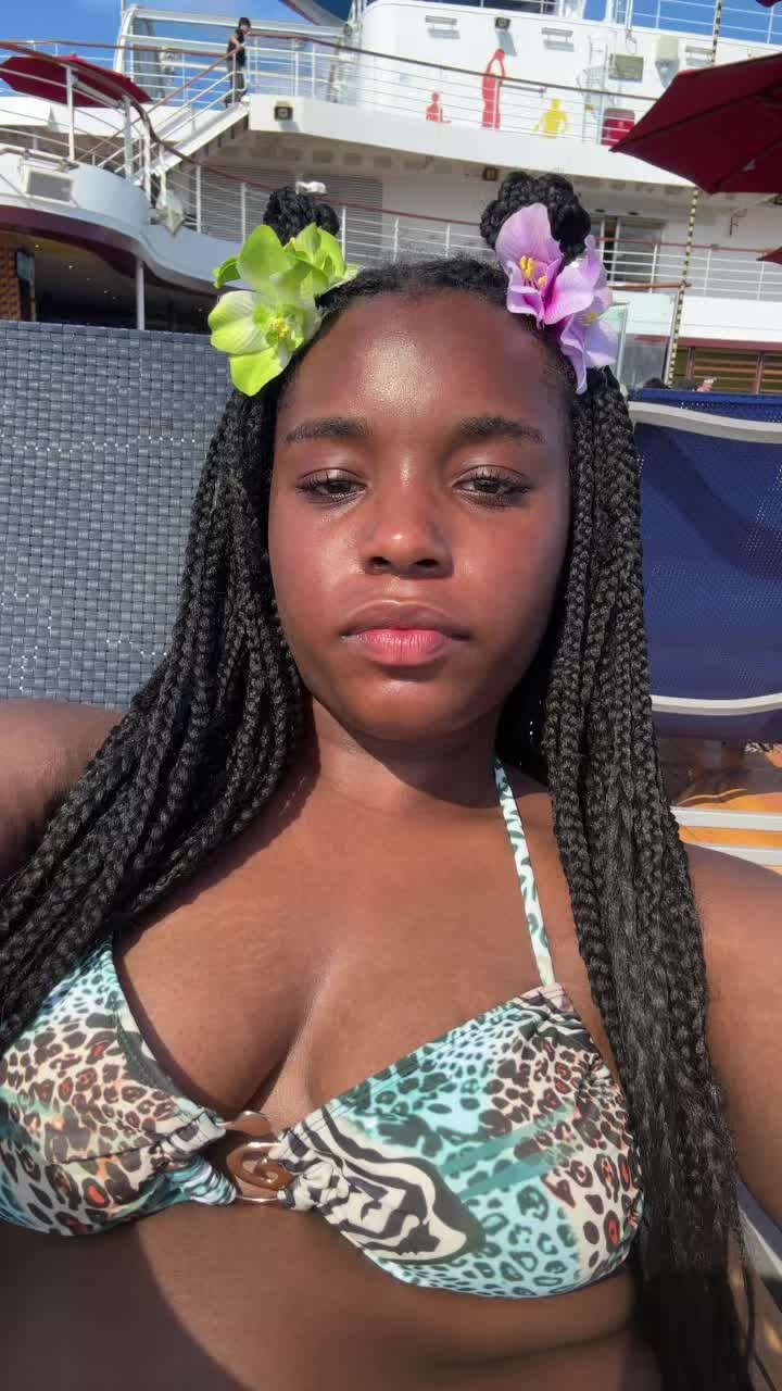 @nelly.poooh