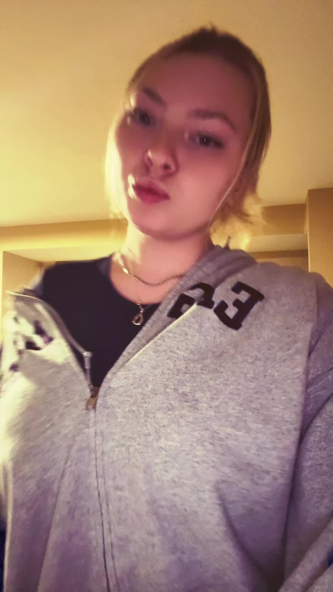 @jade