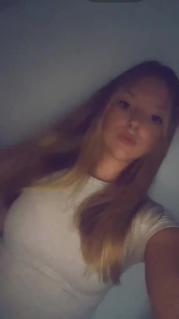 @𝐚𝐩𝐨_𝐥𝐥𝐢𝐧𝐞𝟖